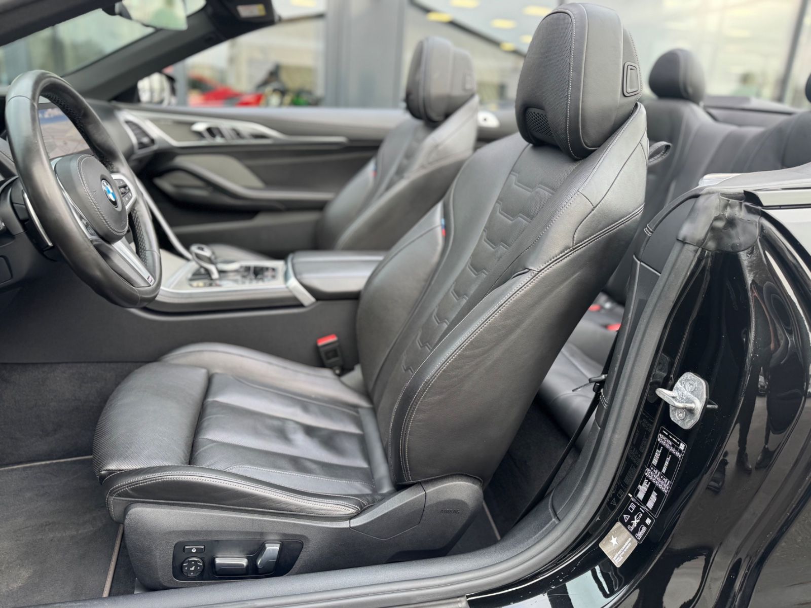 Fahrzeugabbildung BMW 840d xDRIVE CABRIO M SPORT*KAMERA*NACKENHZG.*