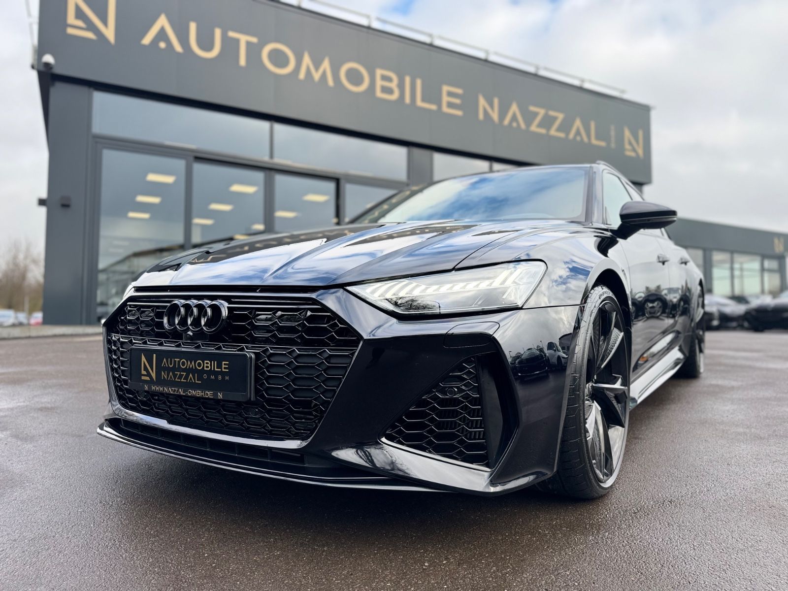 Fahrzeugabbildung Audi RS6 AVANT QUATTRO PERFORMANCE*22.Z*CARBON*AHK*