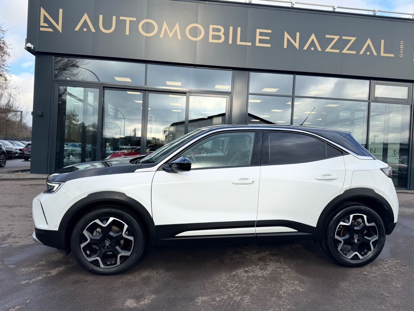 Fahrzeugabbildung Opel MOKKA ULTIMATE*AUT.*LEDER*LED*NAVI*KAMERA*DAB+