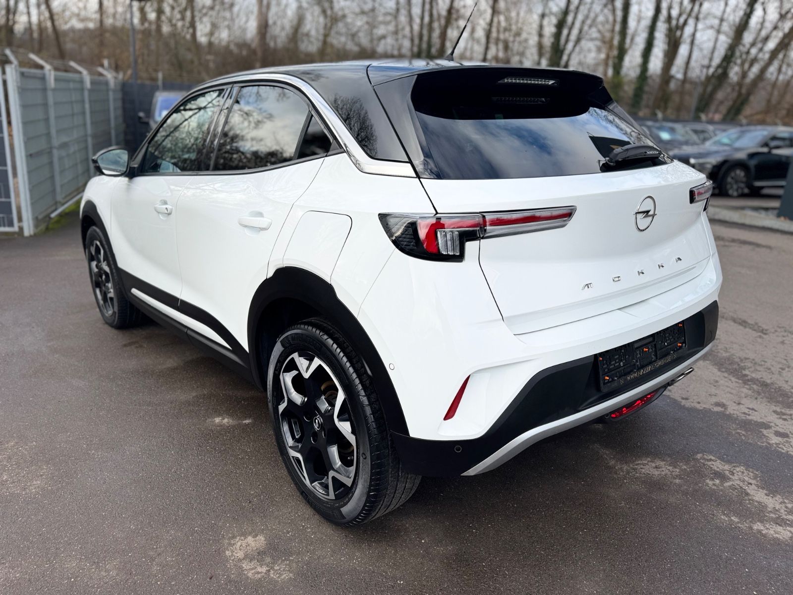 Fahrzeugabbildung Opel MOKKA ULTIMATE*AUT.*LEDER*LED*NAVI*KAMERA*DAB+