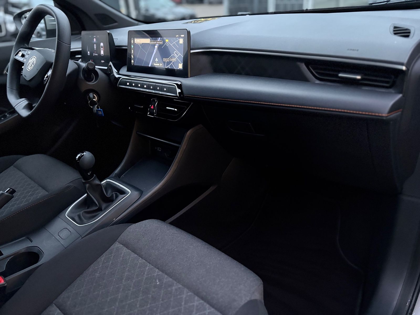 Fahrzeugabbildung MG MG3 LIM*KAMERA*NAVI*1.HD*GARANTIE*