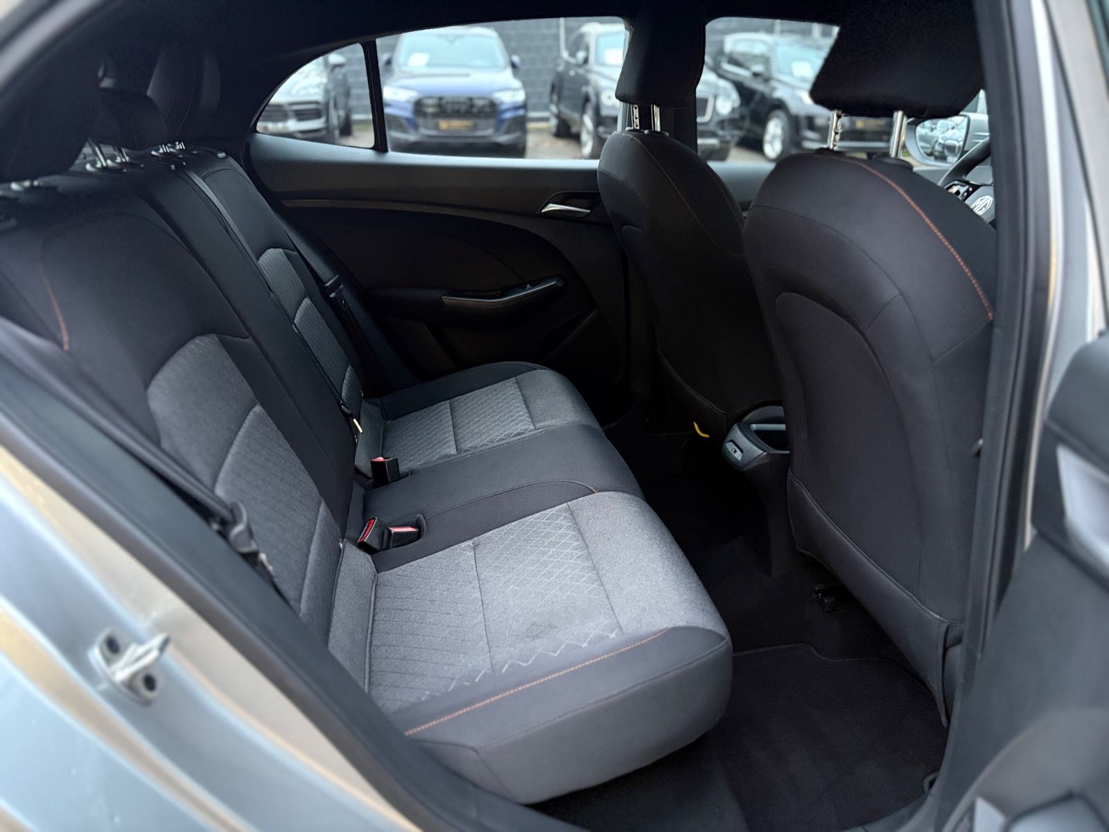 Fahrzeugabbildung MG MG3 LIM*KAMERA*NAVI*1.HD*GARANTIE*