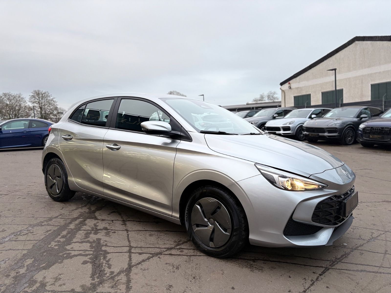 Fahrzeugabbildung MG MG3 LIM*KAMERA*NAVI*1.HD*GARANTIE*