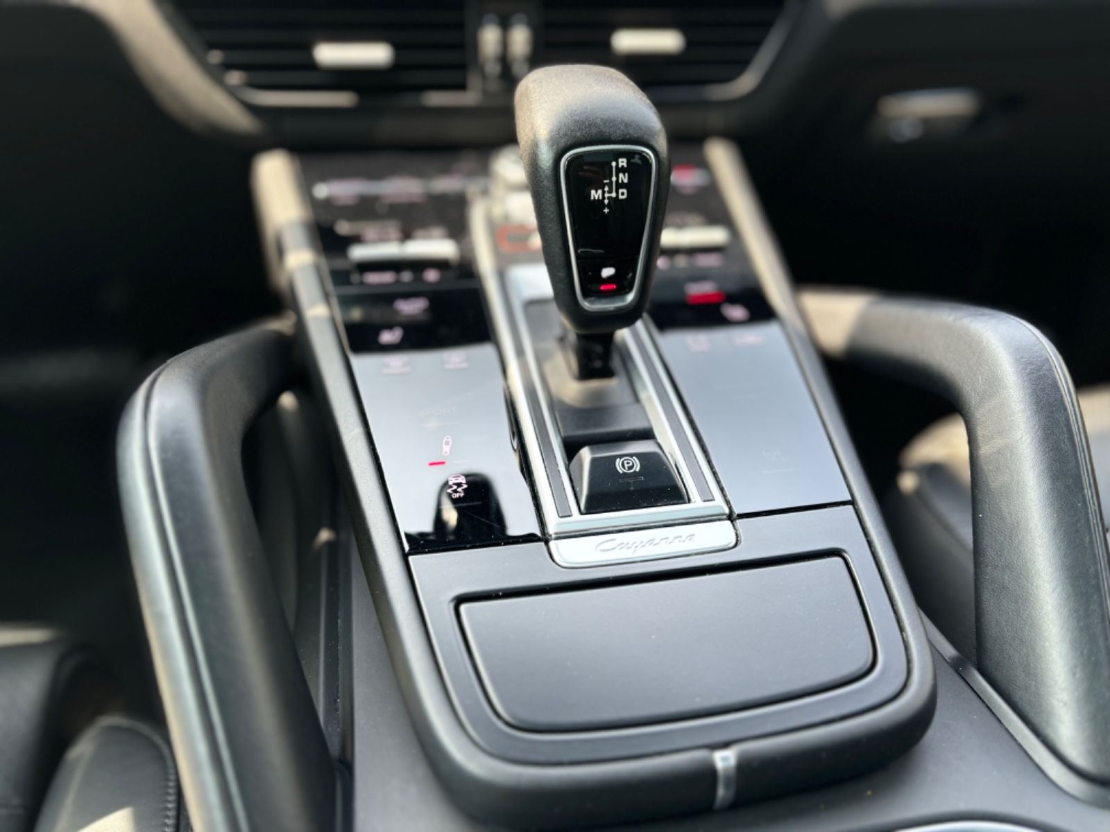 Fahrzeugabbildung Porsche CAYENNE COUPE*VOLL-LED*PANORAMA*BOSE*21.ZOLL*