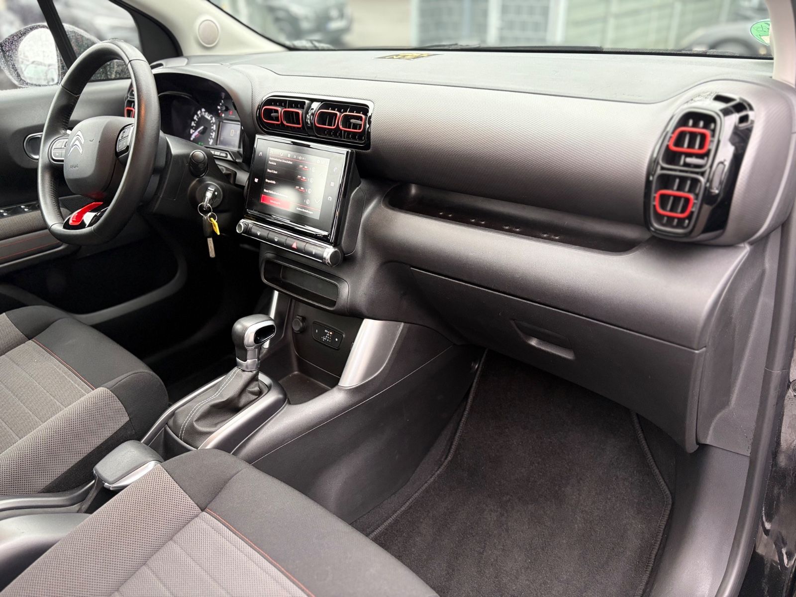 Fahrzeugabbildung Citroën C3 AIRCROSS FEEL*AUTOMATIK*PDC*SITZHEIZUNG*TOP*