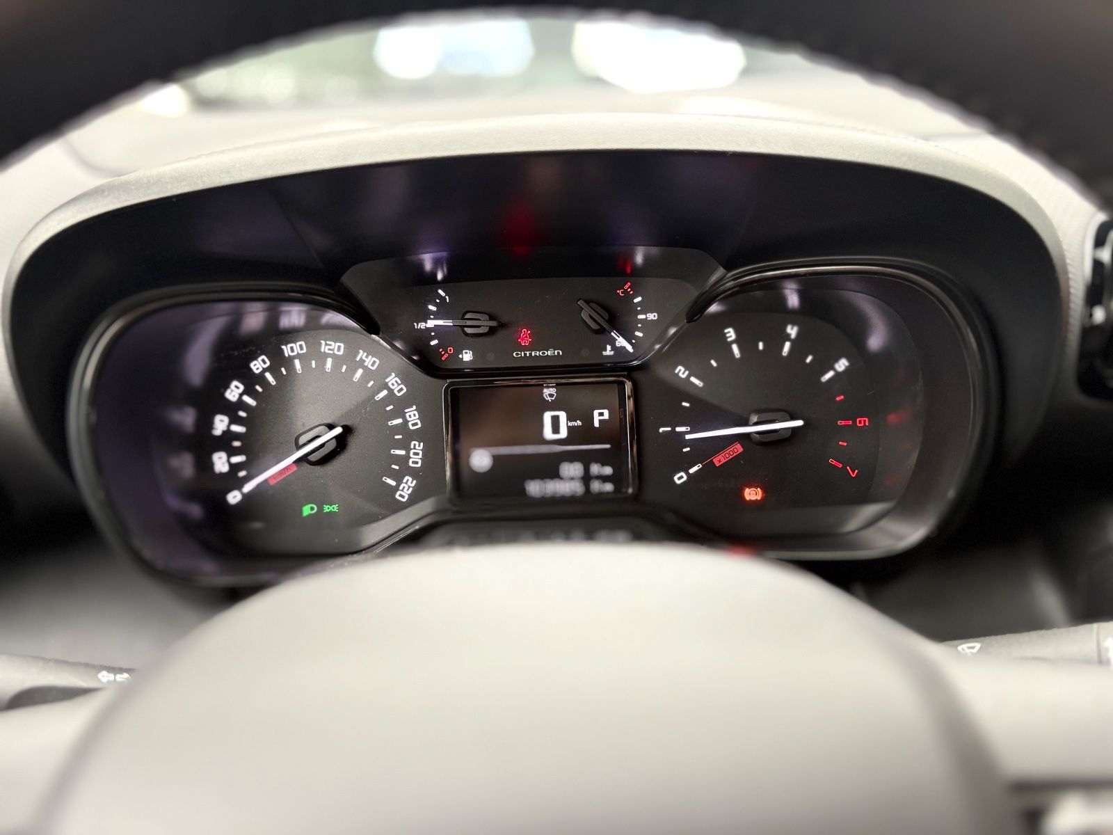 Fahrzeugabbildung Citroën C3 AIRCROSS FEEL*AUTOMATIK*PDC*SITZHEIZUNG*TOP*