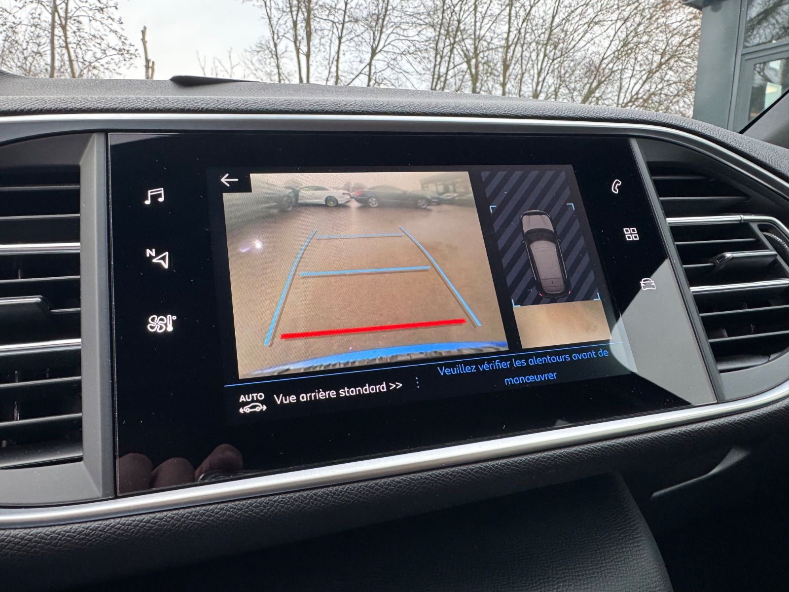 Fahrzeugabbildung Peugeot 308 GTI*VOLL-LED*NAVI*SHZ*R-KAMERA*PANORAMA*