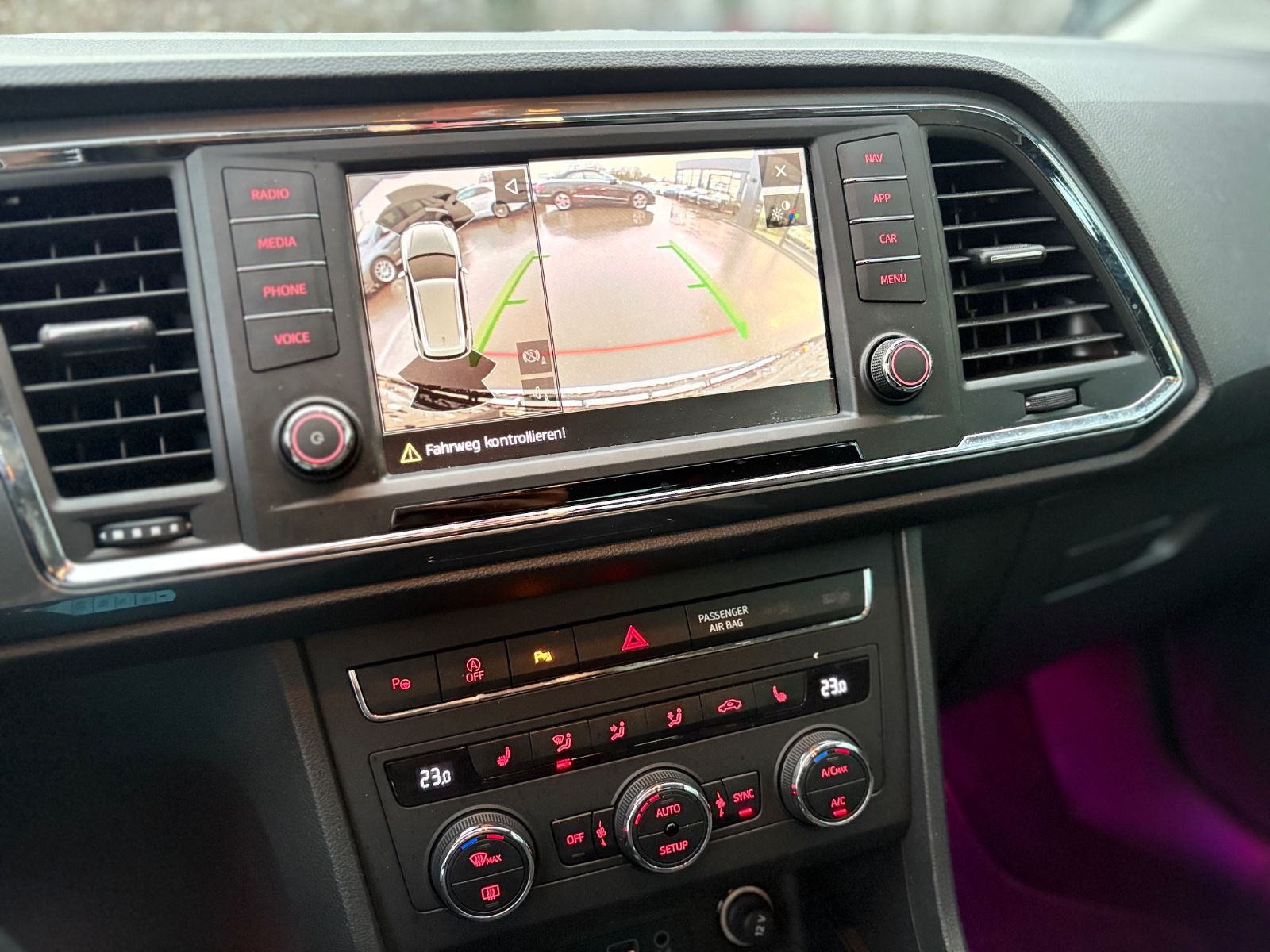 Fahrzeugabbildung SEAT ATECA STYLE *LED*NAVI*KAMERA*SITZHEIZUNG*