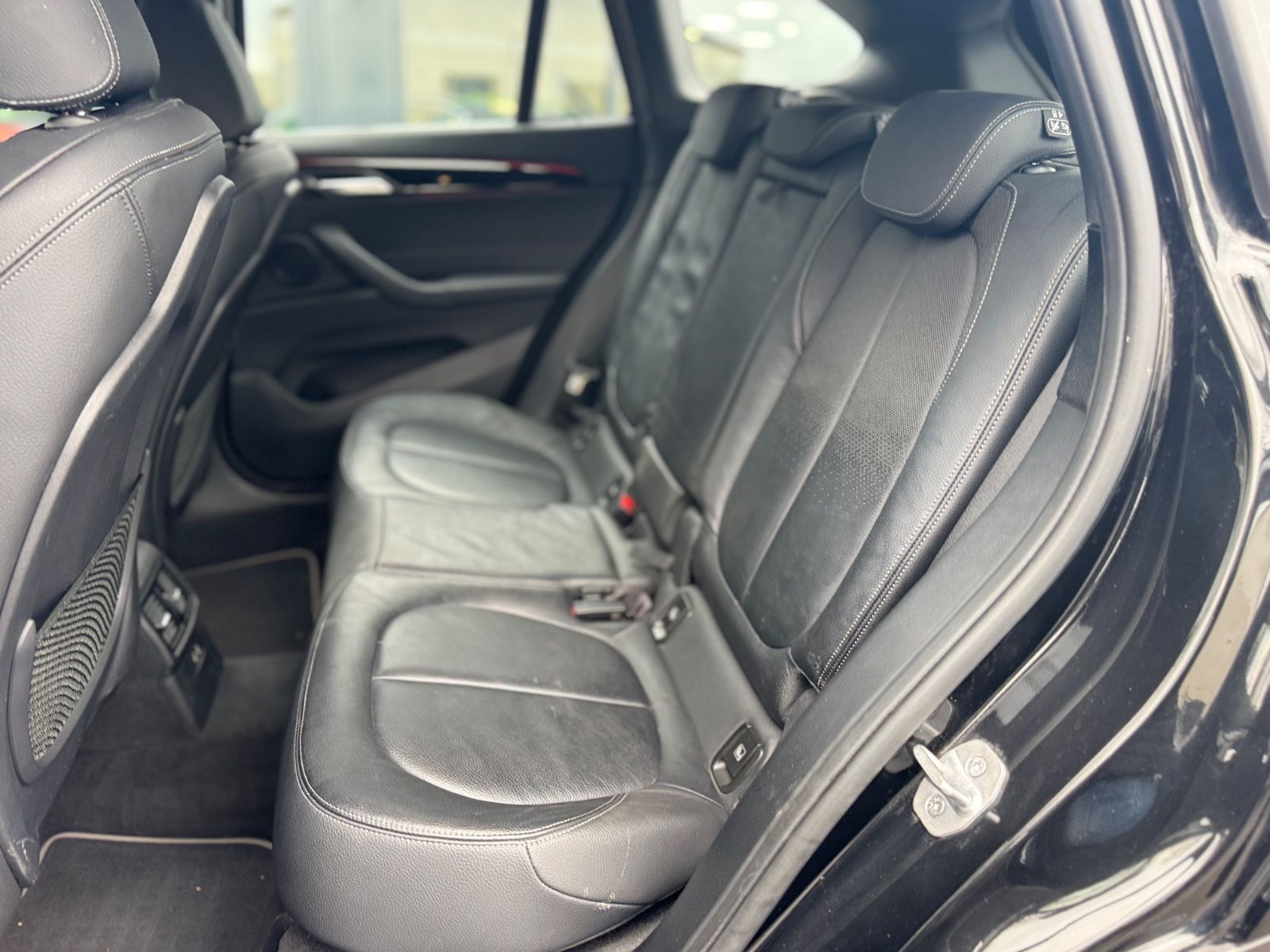 Fahrzeugabbildung BMW X1 xDrive 25 i XLINE*FACELIFT*1.HD*LED*LEDER*AUT