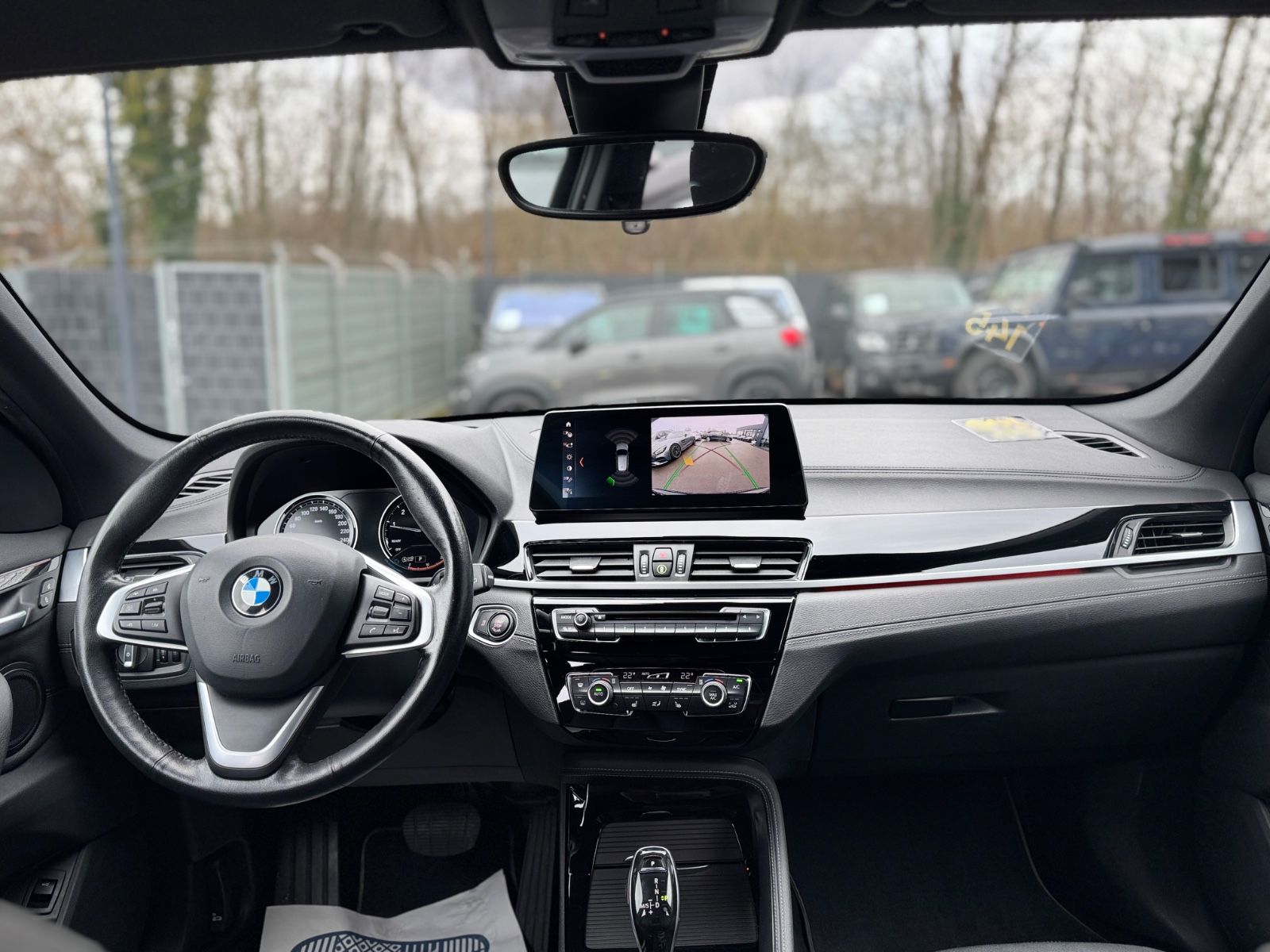 Fahrzeugabbildung BMW X1 xDrive 25 i XLINE*FACELIFT*1.HD*LED*LEDER*AUT