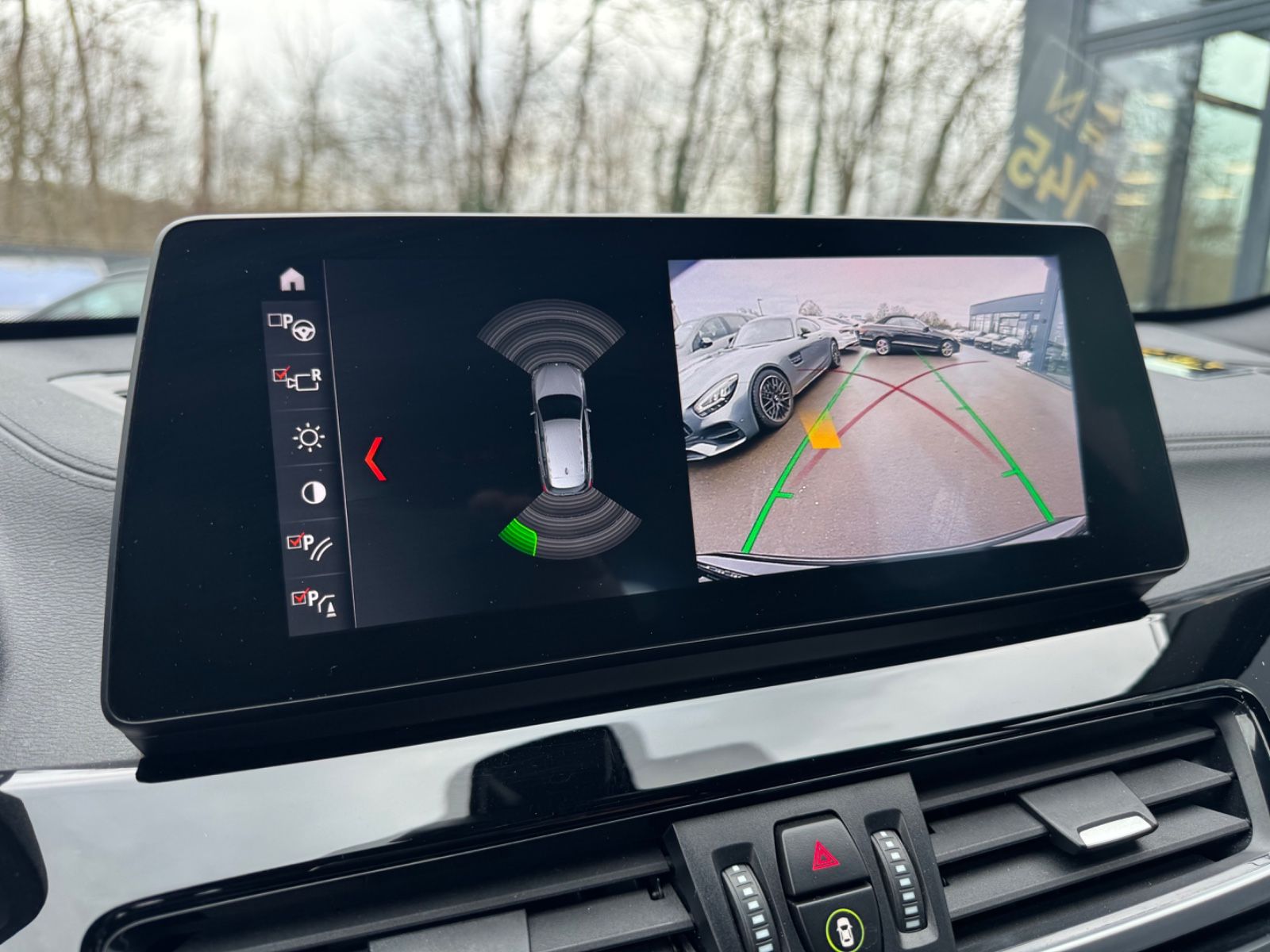 Fahrzeugabbildung BMW X1 xDrive 25 i XLINE*FACELIFT*1.HD*LED*LEDER*AUT