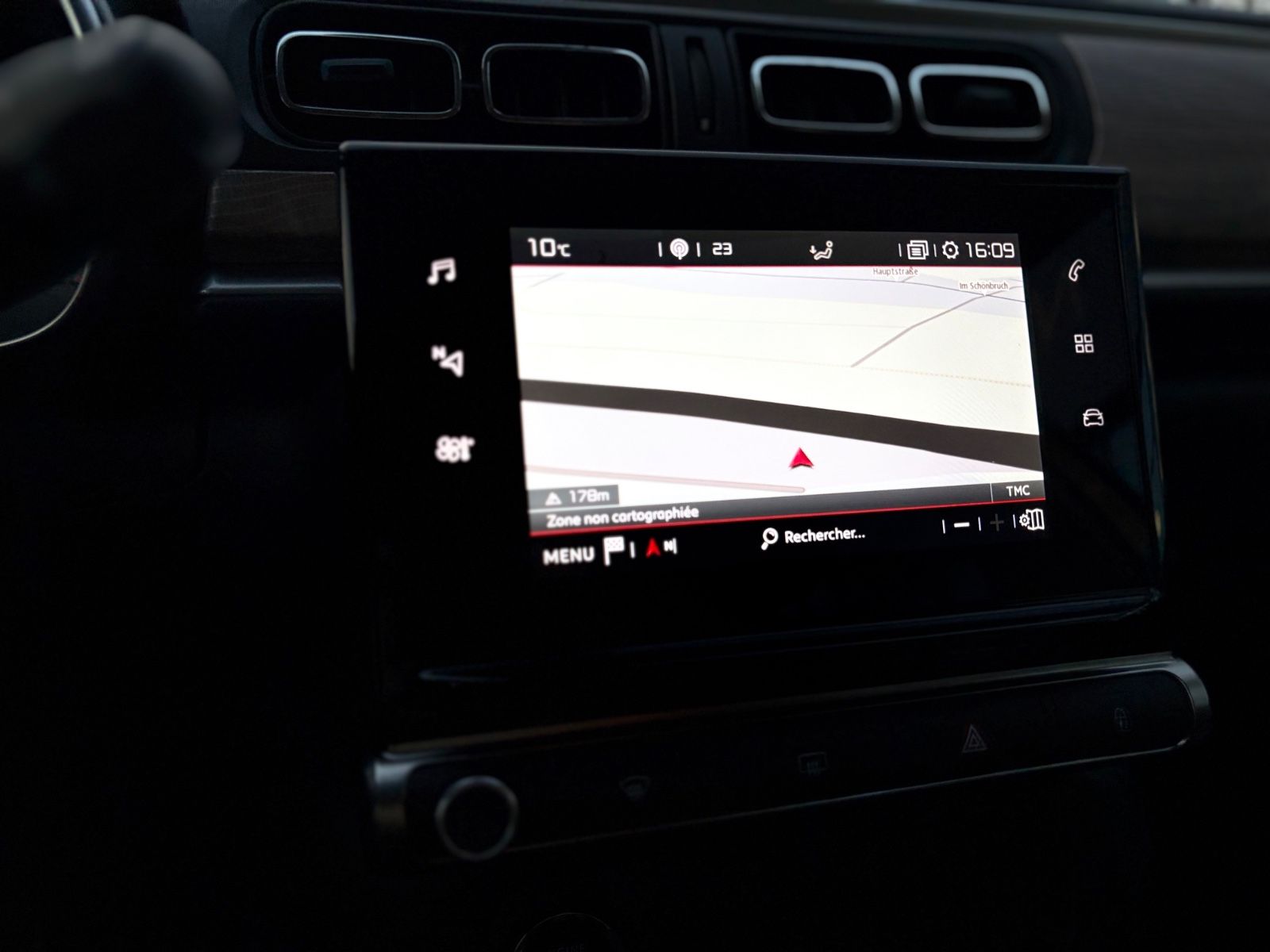 Fahrzeugabbildung Citroën C3 SHINE*STYLE PAKET*AUTOMATIK*KAMERA*NAVI*1.HD