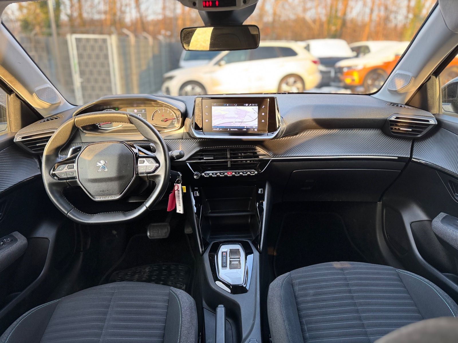 Fahrzeugabbildung Peugeot 208 STYLE PAKET*AUTOMATIK*LED*NAVI*R-KAMERA*