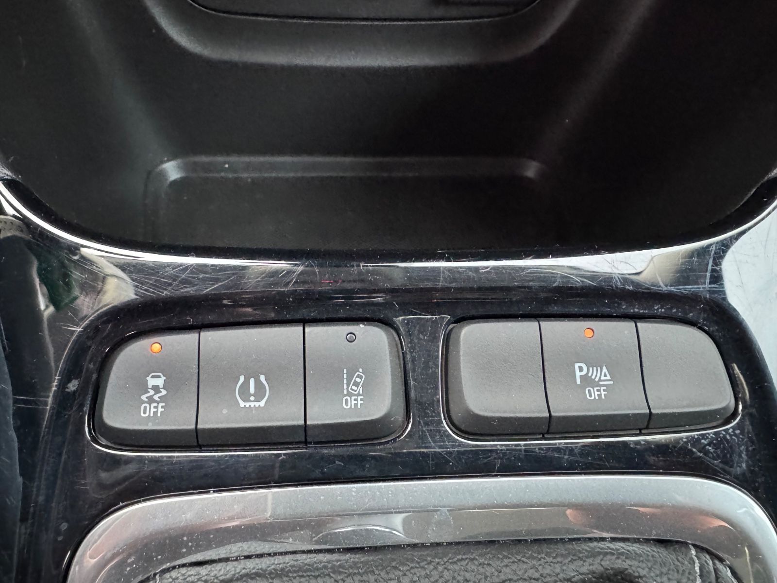 Fahrzeugabbildung Opel CROSSLAND X*NAVI*PDC*KLIMA*APPLE CARPLAY*EURO 6*