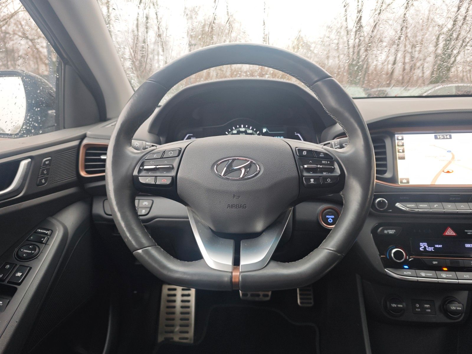 Fahrzeugabbildung Hyundai IONIQ PREMIUM ELEKTRO*LED*WINTER PACK*1.HD*TOP