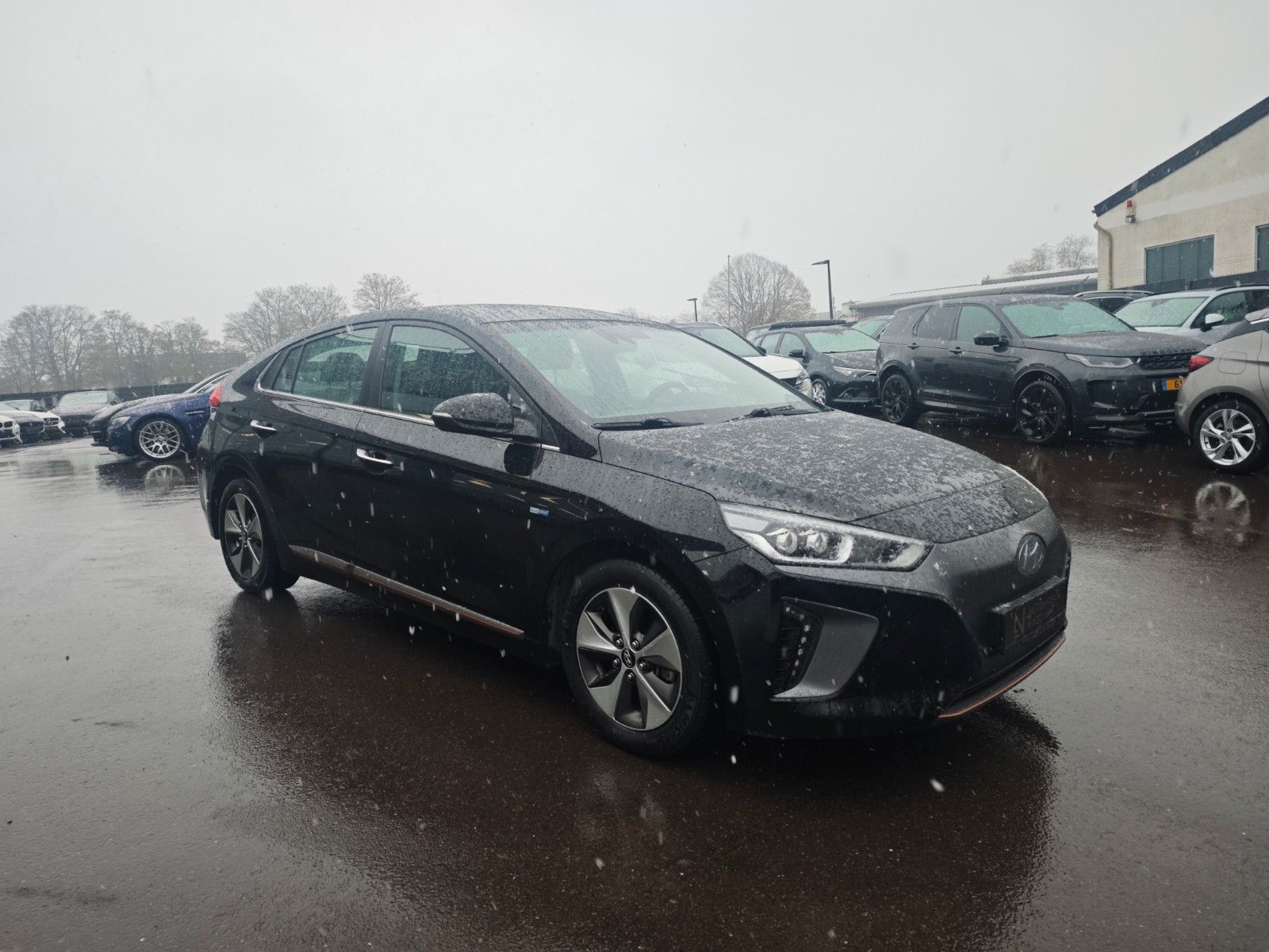 Fahrzeugabbildung Hyundai IONIQ PREMIUM ELEKTRO*LED*WINTER PACK*1.HD*TOP