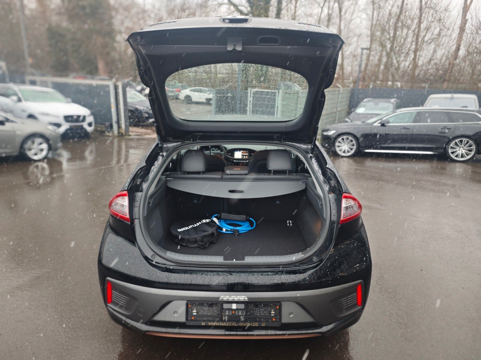 Fahrzeugabbildung Hyundai IONIQ PREMIUM ELEKTRO*LED*WINTER PACK*1.HD*TOP