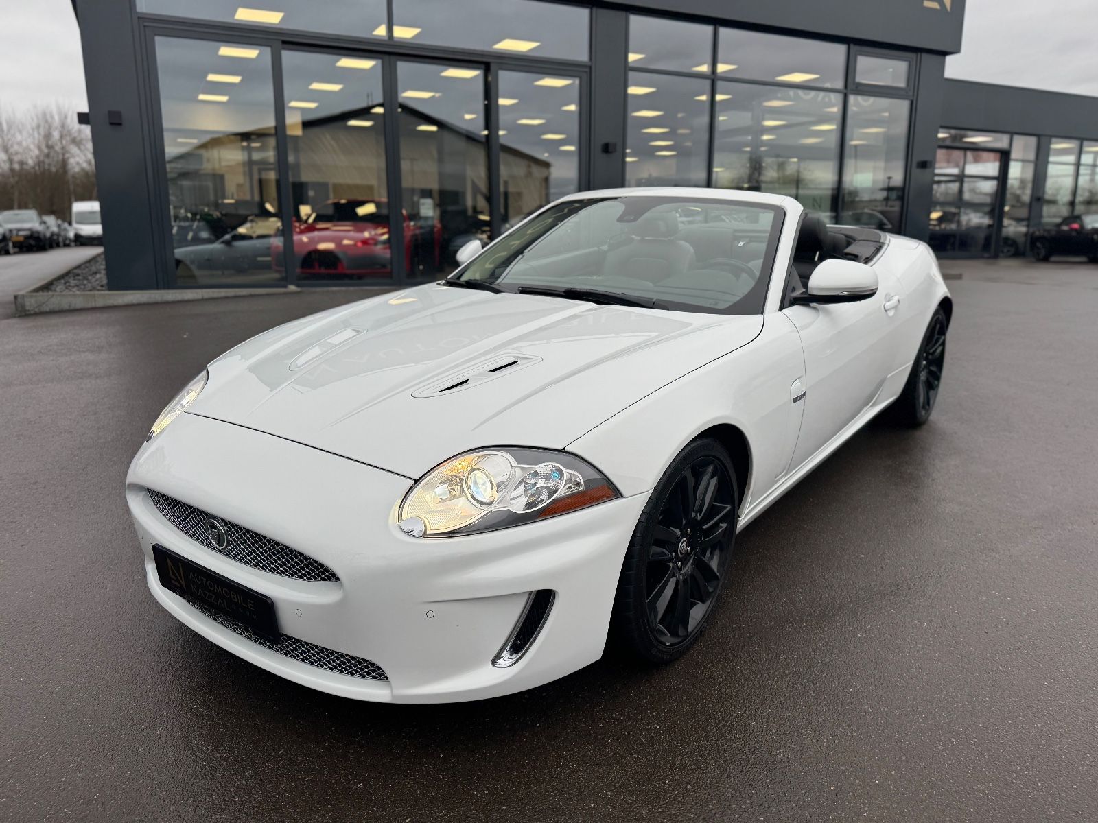 Fahrzeugabbildung Jaguar XKR CABRIO 5.0 V8 KOMPRESSOR *B&W*LEDER*NAVI*