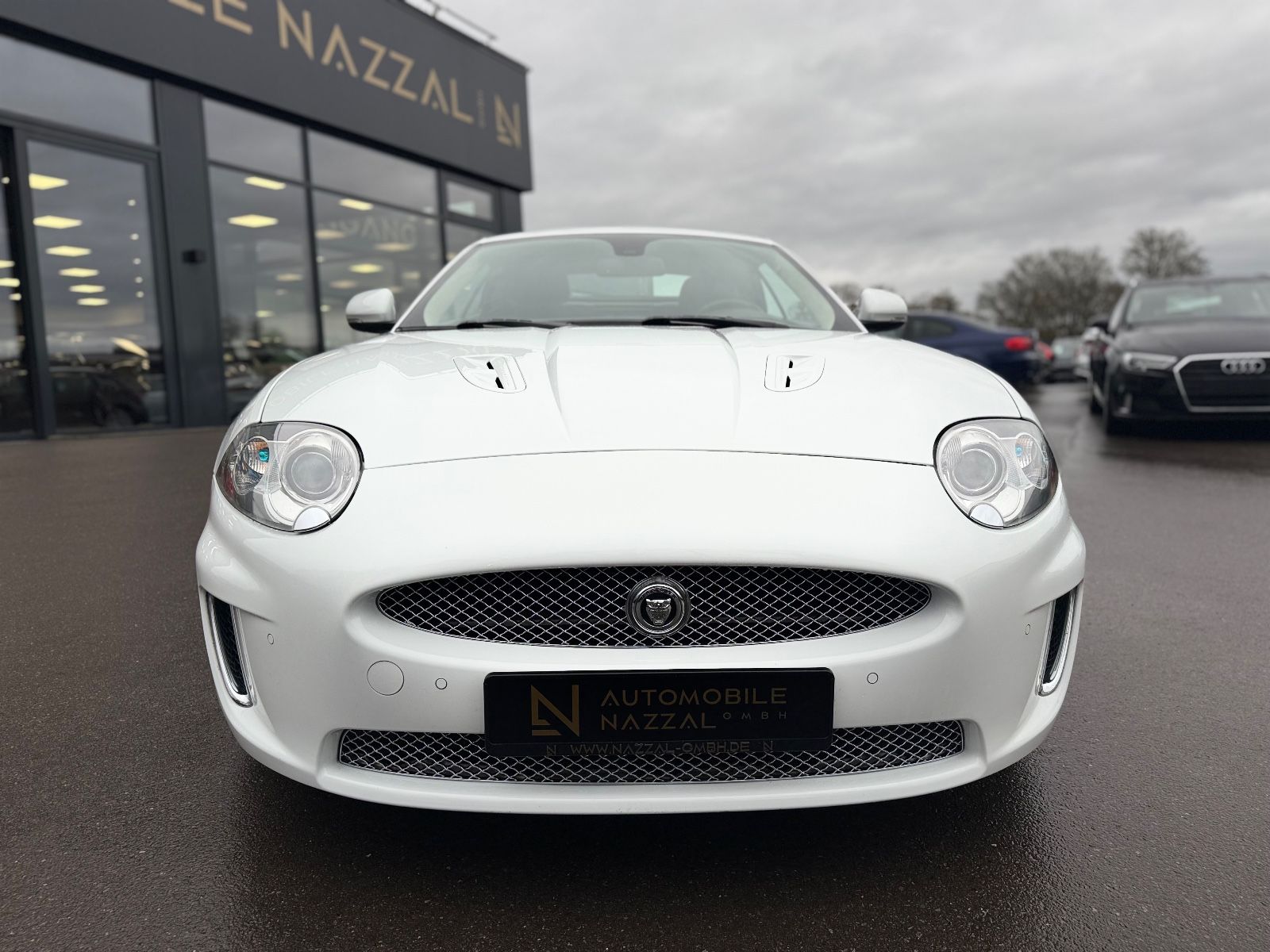 Fahrzeugabbildung Jaguar XKR CABRIO 5.0 V8 KOMPRESSOR *B&W*LEDER*NAVI*