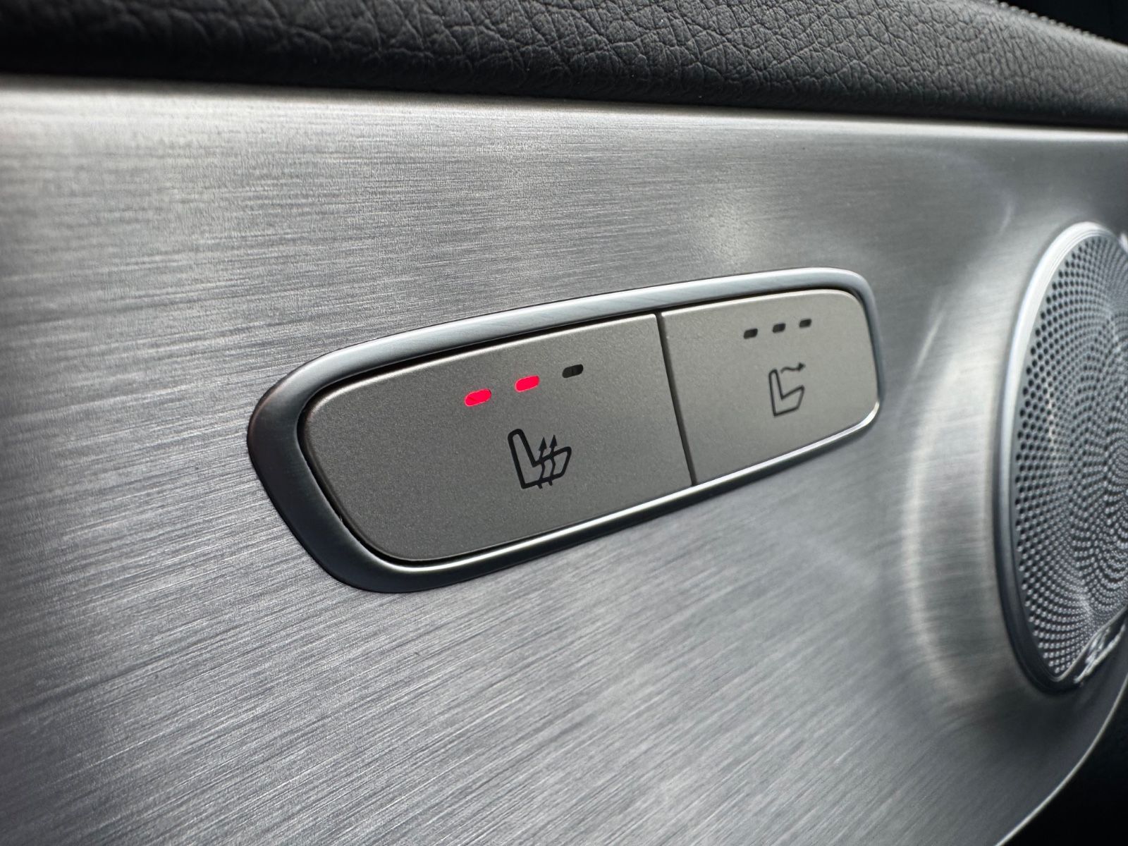 Fahrzeugabbildung Mercedes-Benz C 43 AMG CABRIO 4M*NIGHT EDITION*PERFORM*BURMEST