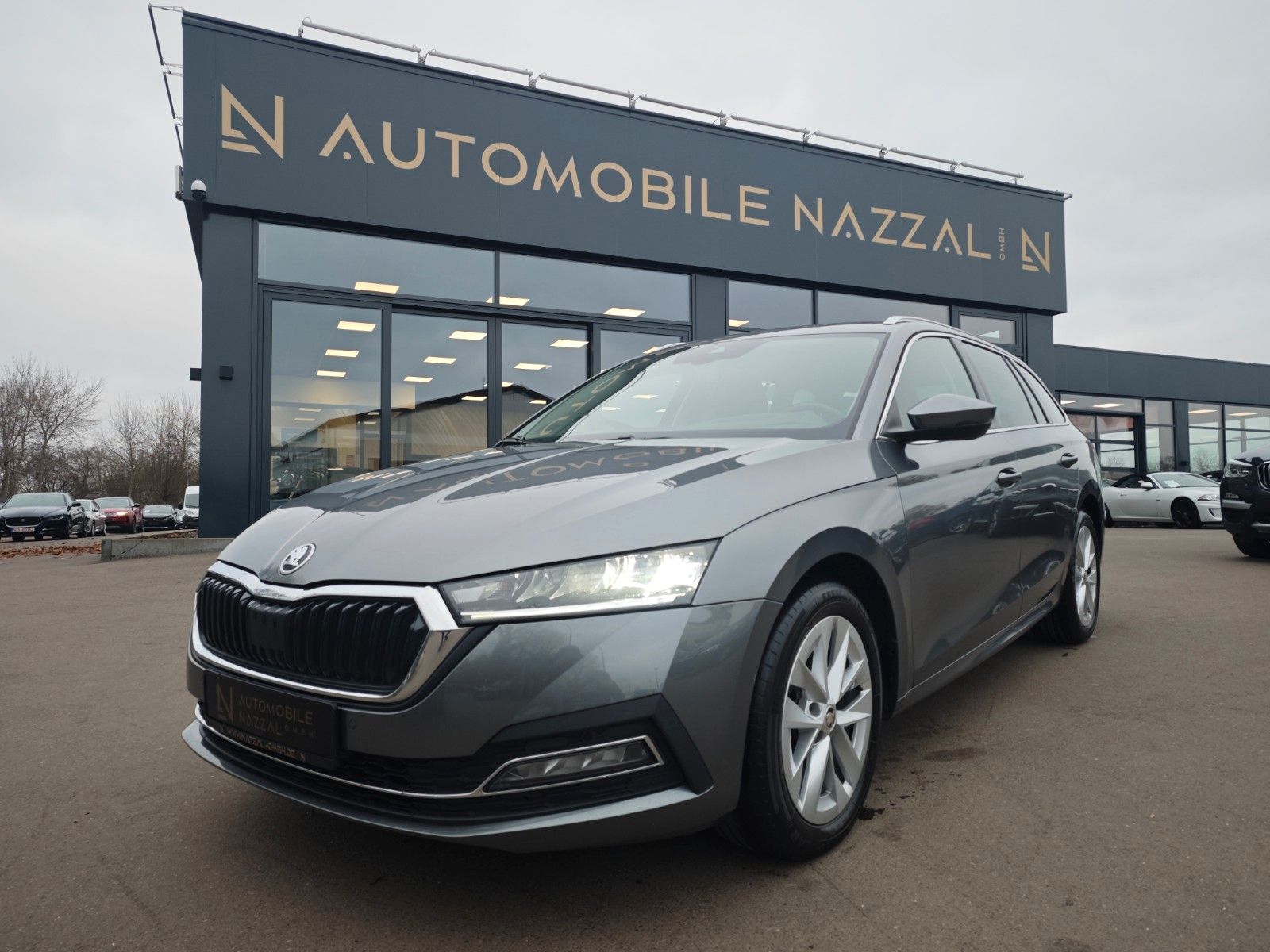 Fahrzeugabbildung SKODA OCTAVIA*APPLE CAR*NAVI*SHZ*VOLL LED*VIRTUAL*