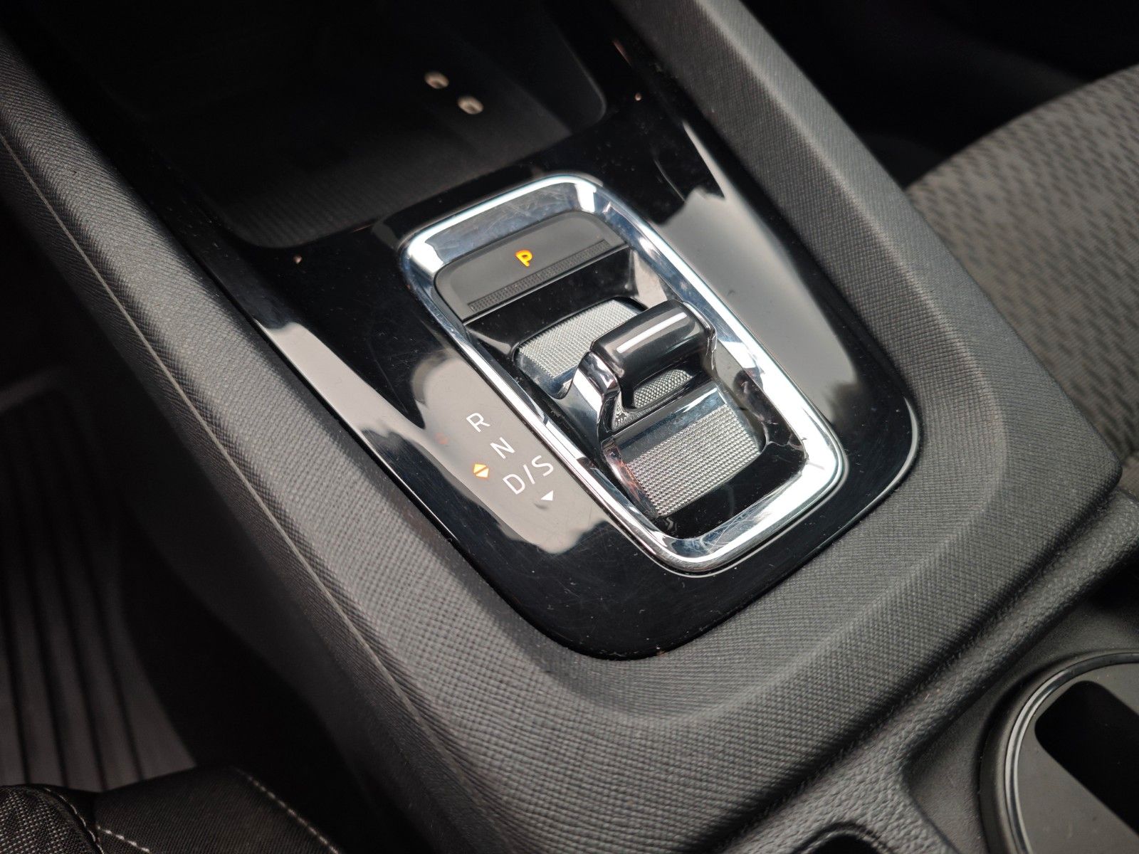 Fahrzeugabbildung SKODA OCTAVIA*APPLE CAR*NAVI*SHZ*VOLL LED*VIRTUAL*