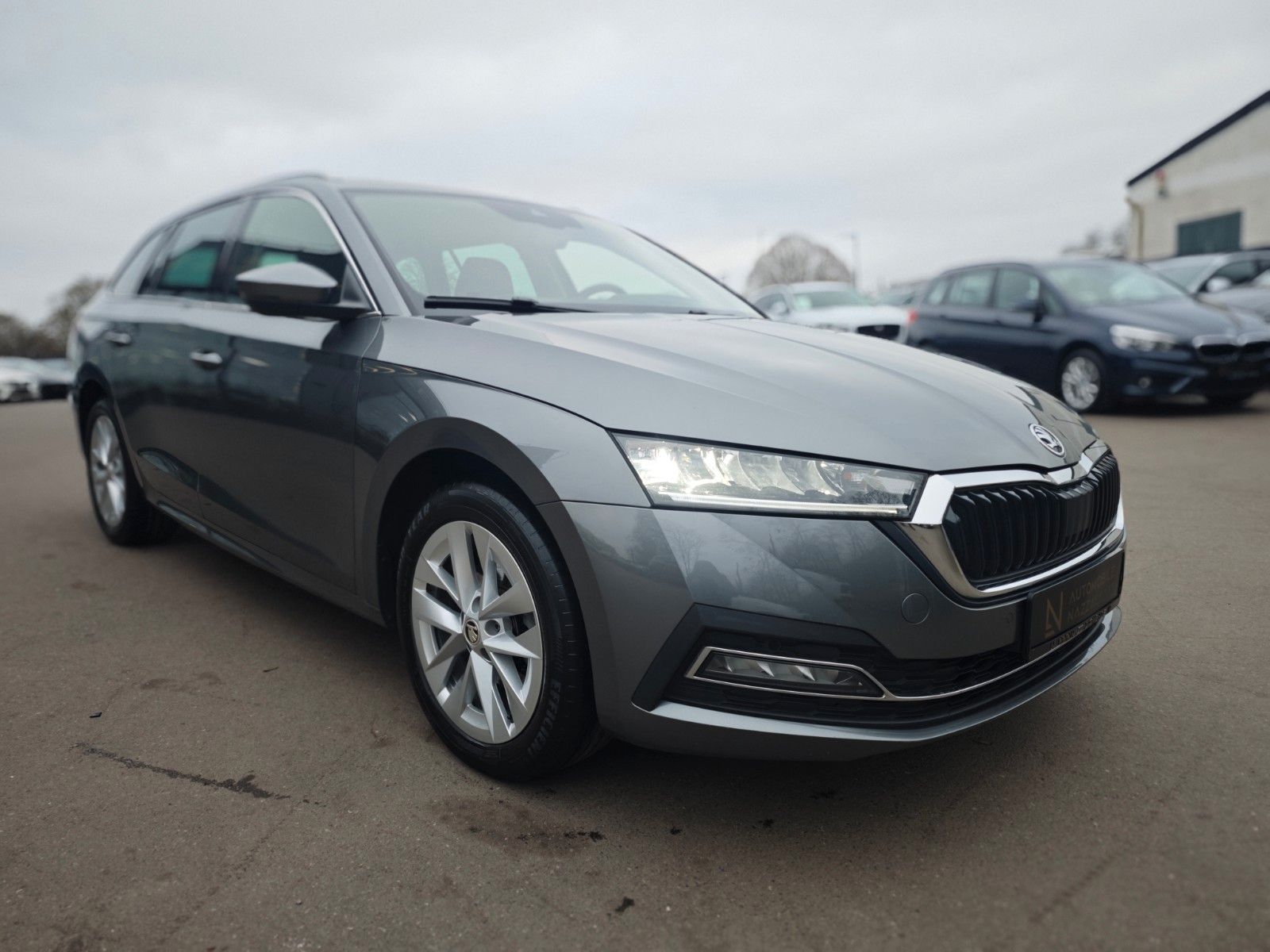 Fahrzeugabbildung SKODA OCTAVIA*APPLE CAR*NAVI*SHZ*VOLL LED*VIRTUAL*