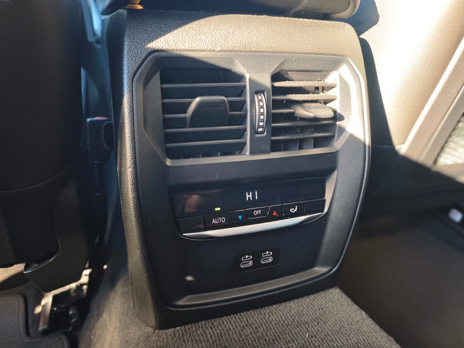 Fahrzeugabbildung BMW M440 i xDrive*EL.SD*SHADOW*BMW LIVE*LEDER*KREIDE