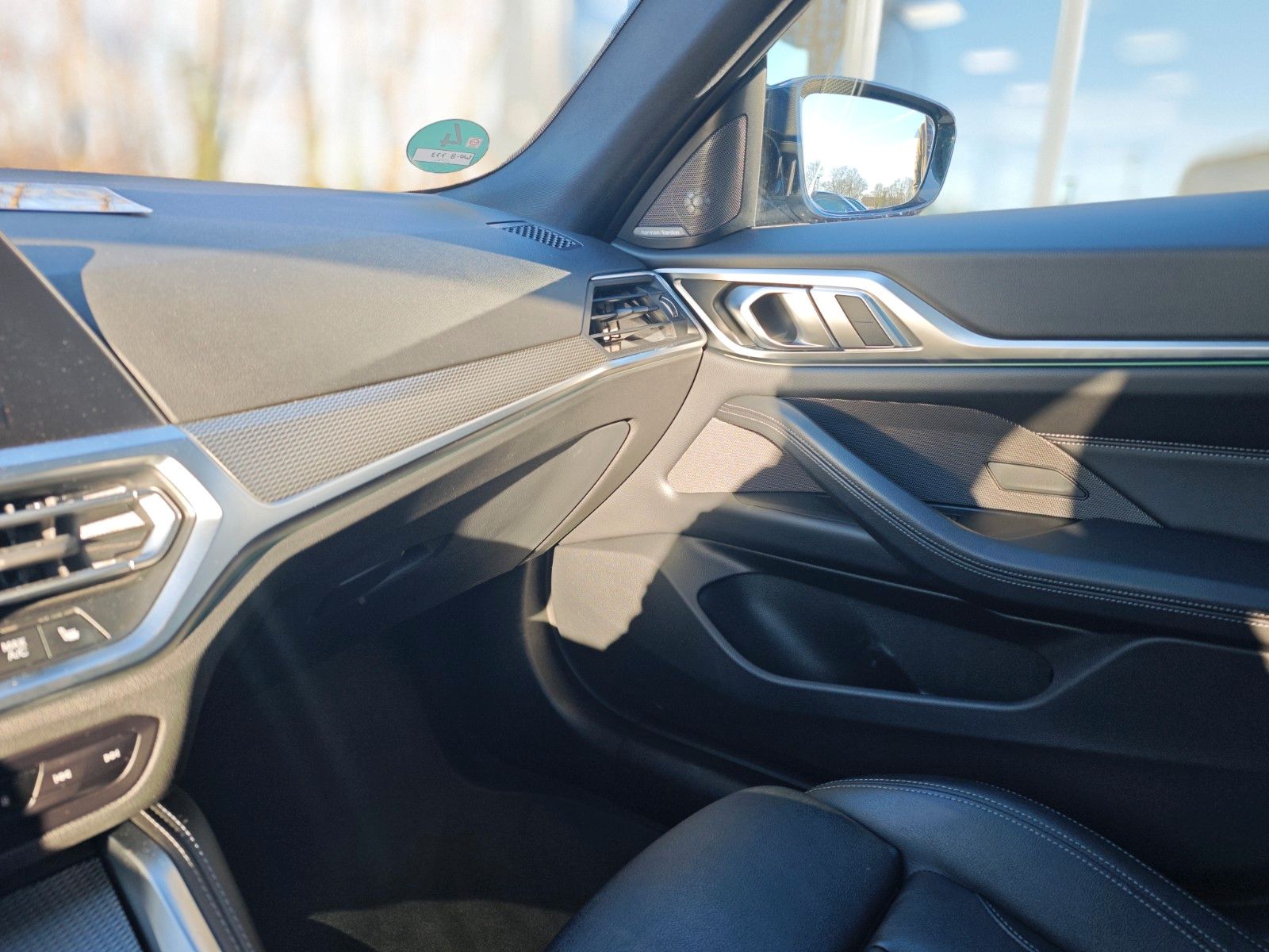 Fahrzeugabbildung BMW M440 i xDrive*EL.SD*SHADOW*BMW LIVE*LEDER*KREIDE