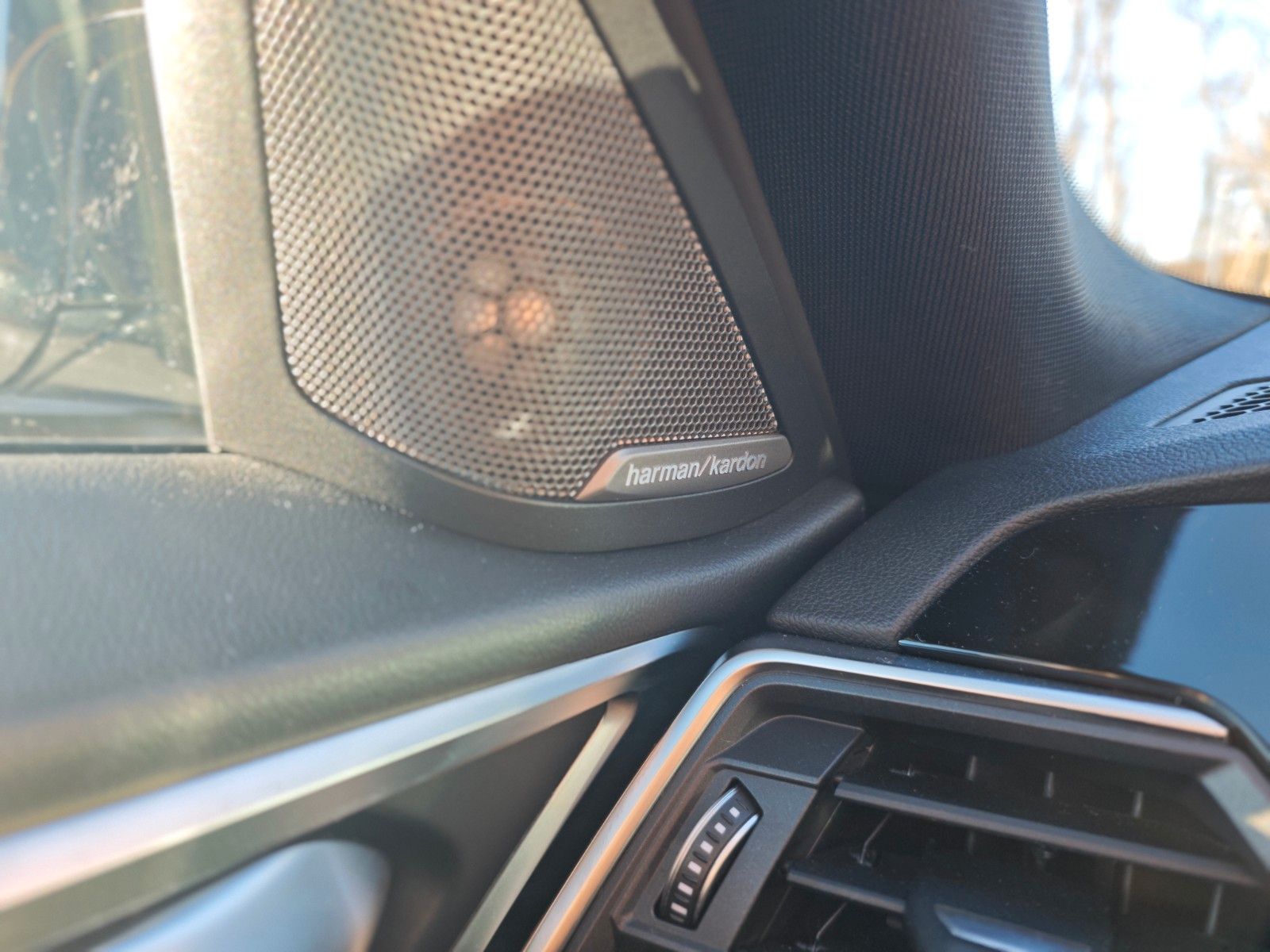 Fahrzeugabbildung BMW M440 i xDrive*EL.SD*SHADOW*BMW LIVE*LEDER*KREIDE