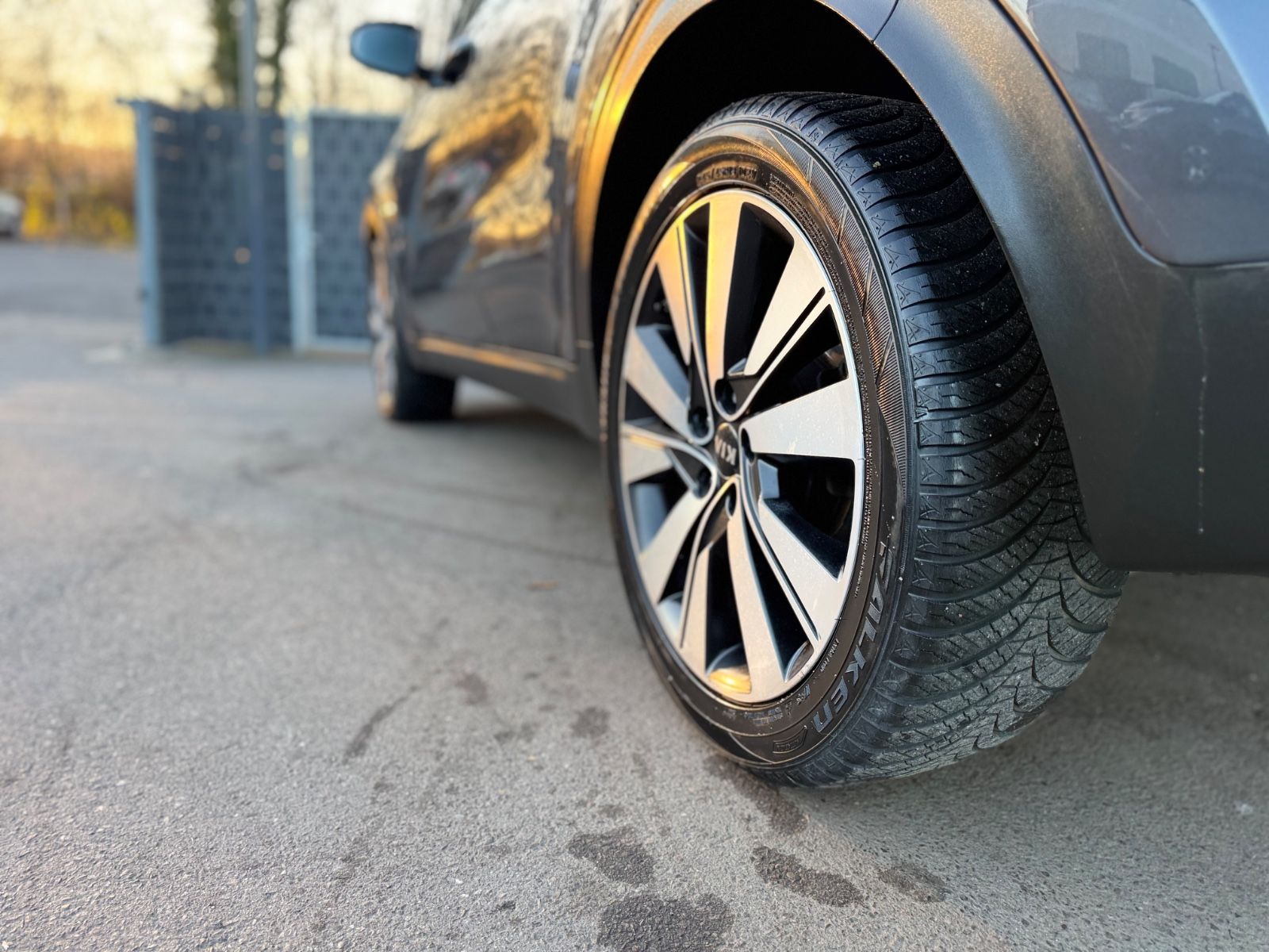 Fahrzeugabbildung Kia SPORTAGE STYLE PAKET*AUT*PANO*LEDER*KAMERA*2.HD*