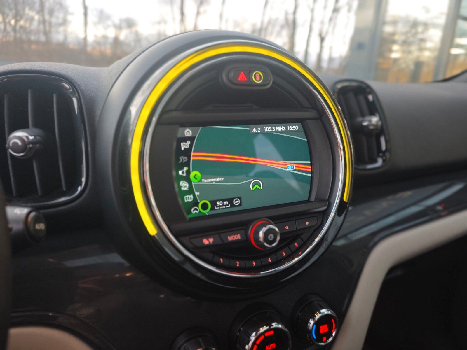 Fahrzeugabbildung MINI COOPER COUNTRYMAN *AUT*FACELIFT*PANO*NAVI*2.HD