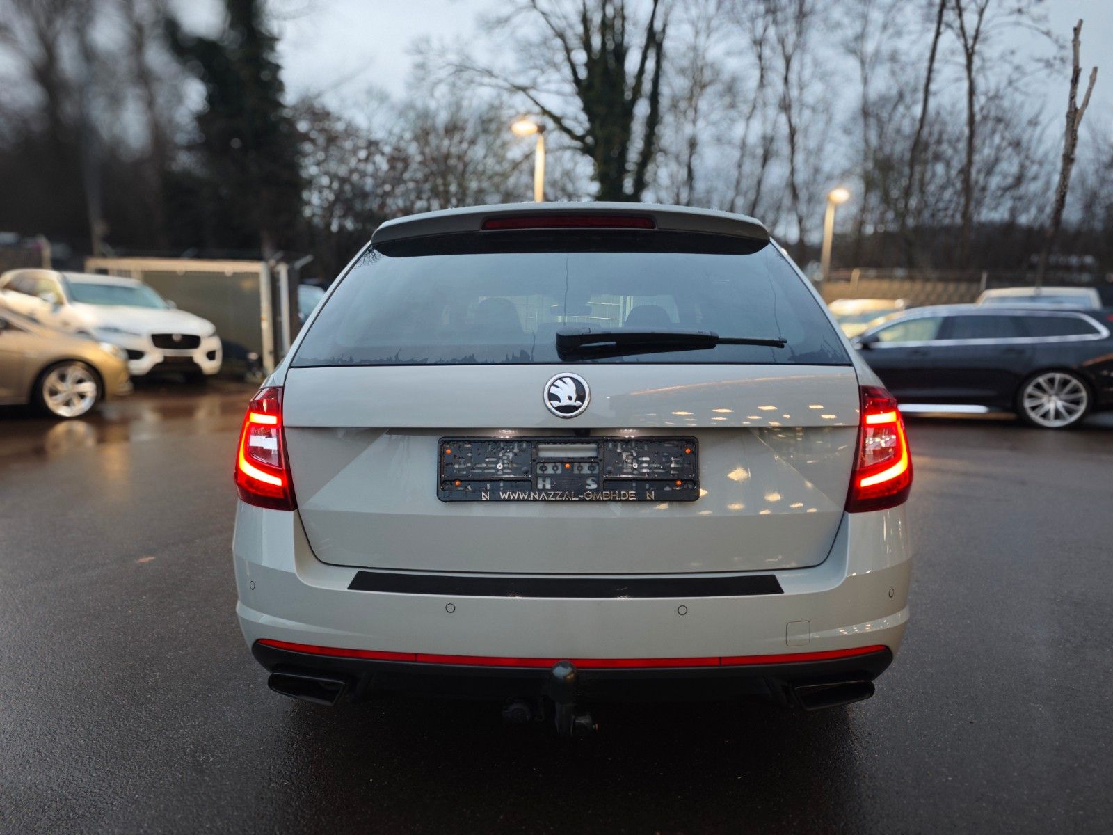 Fahrzeugabbildung SKODA OCTAVIA RS 4X4*AUT*SCHALENSITZE*KAMERA*4XSHZ*