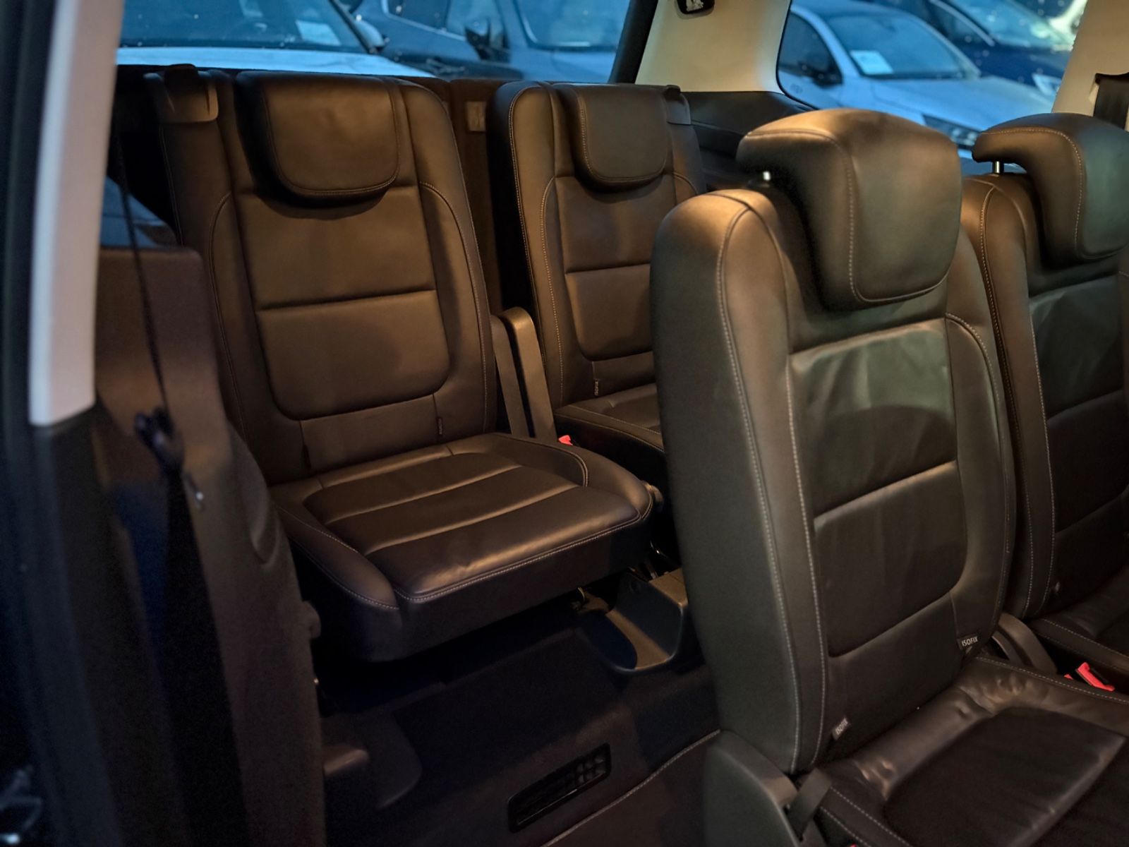 Fahrzeugabbildung Volkswagen SHARAN HIGHLINE*AUT*PANO*7 SITZER*EL TÜREN*2.HD*