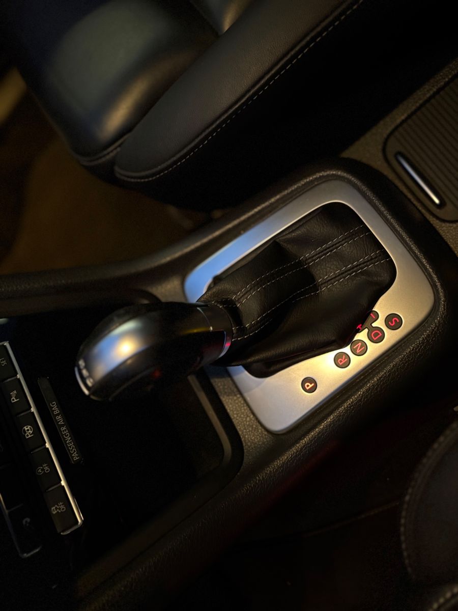 Fahrzeugabbildung Volkswagen SHARAN HIGHLINE*AUT*PANO*7 SITZER*EL TÜREN*2.HD*