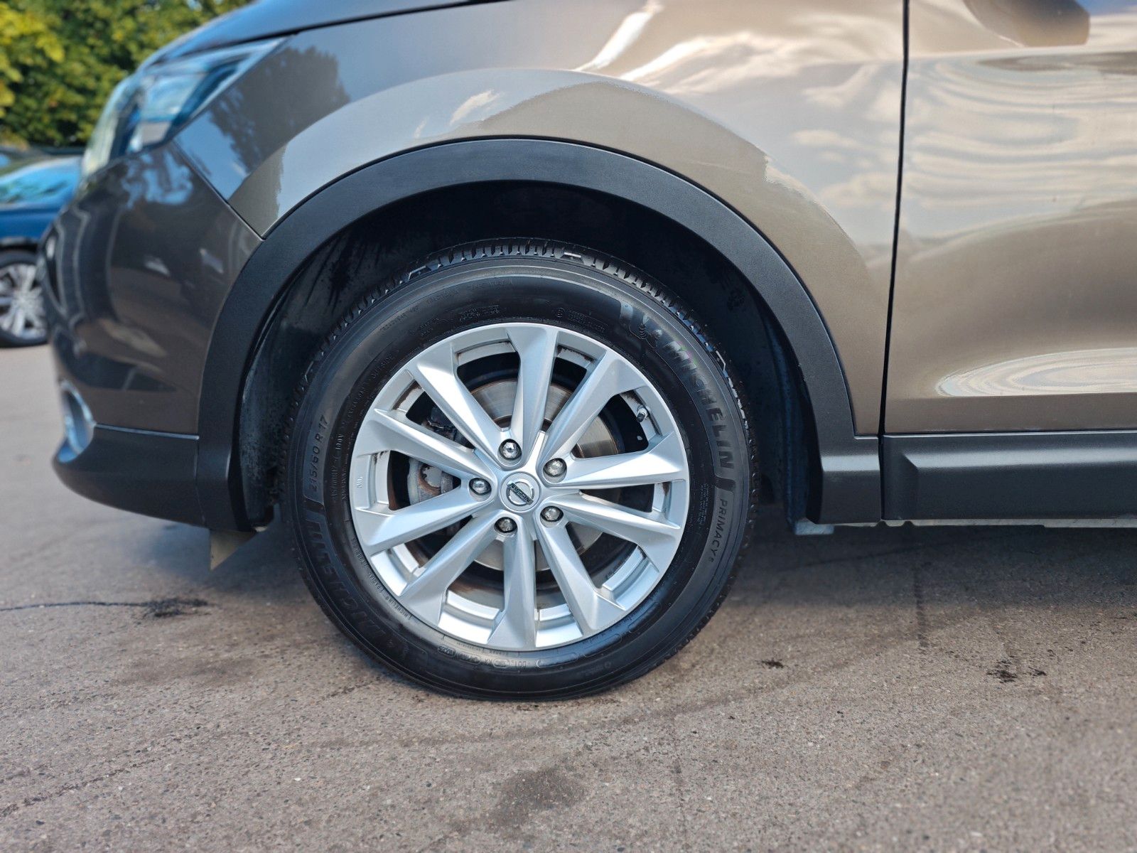 Fahrzeugabbildung Nissan QASHQAI ACENTA *2. HAND*NAVI*ALU*PDC*