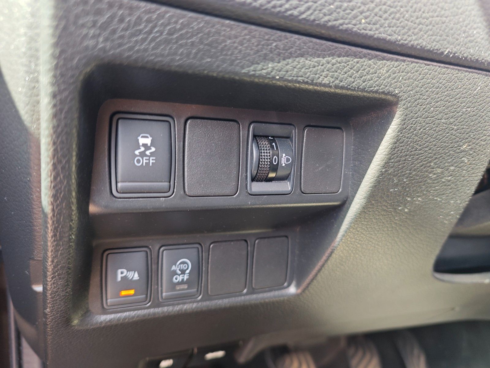 Fahrzeugabbildung Nissan QASHQAI ACENTA *2. HAND*NAVI*ALU*PDC*