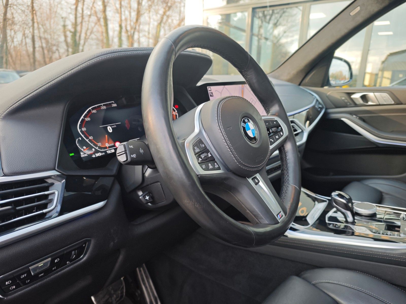 Fahrzeugabbildung BMW X7 xDrive 40d M SPORT*SOFT*LUFT*7SEATS*LASER*1.H