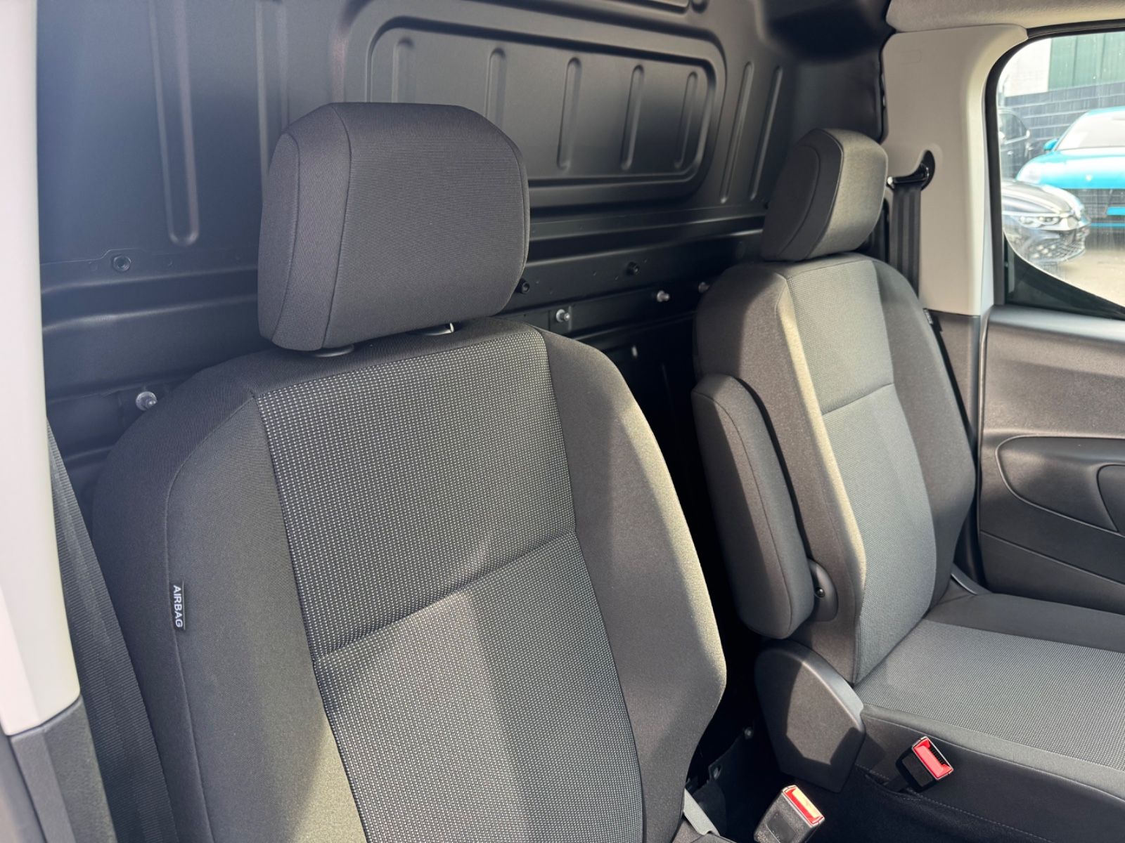 Fahrzeugabbildung Peugeot PARTNER L2 H1 XL LANGVERSION*AUTOMATIK*KAMERA