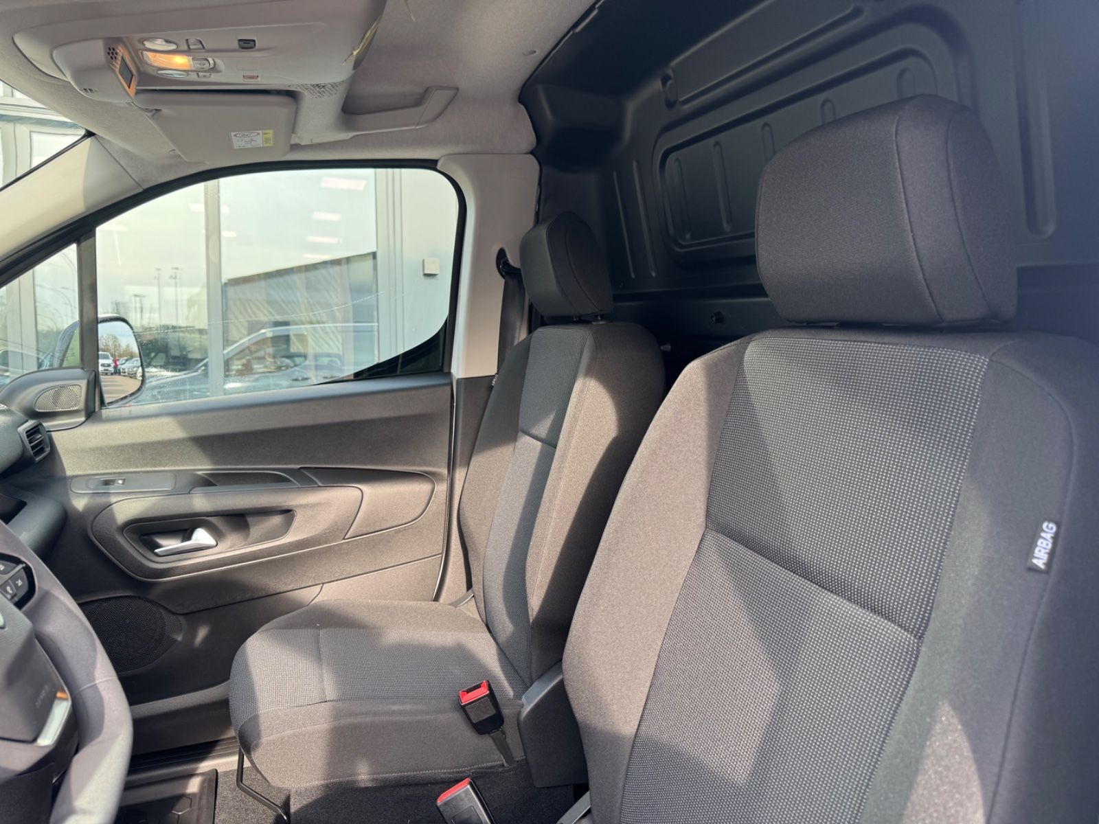 Fahrzeugabbildung Peugeot PARTNER L2 H1 XL LANGVERSION*AUTOMATIK*KAMERA