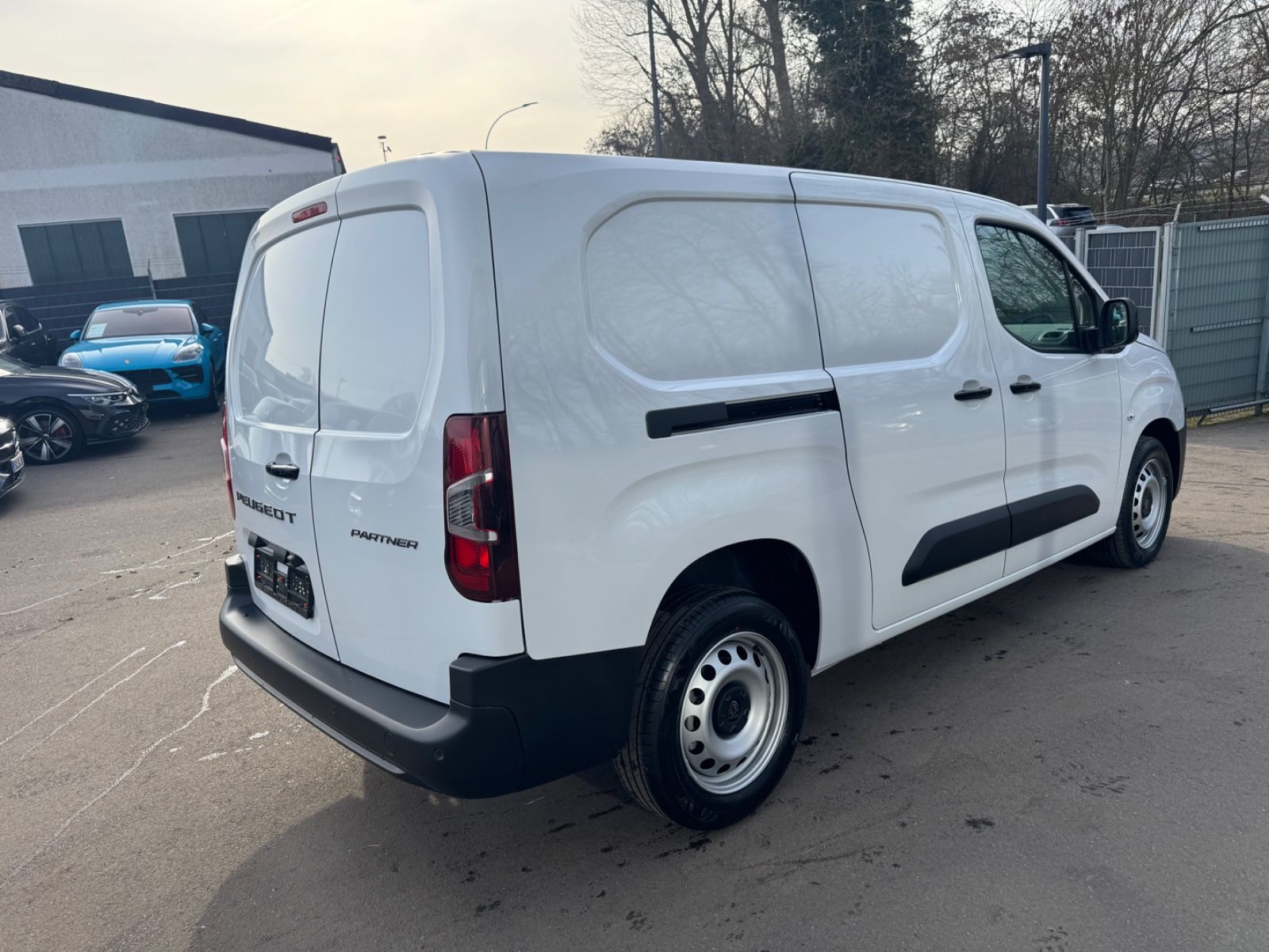 Fahrzeugabbildung Peugeot PARTNER L2 H1 XL *LANGVERSION*AUTOMATIK*KAMERA*