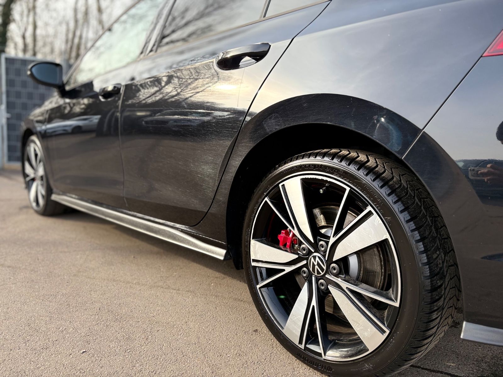 Fahrzeugabbildung Volkswagen Golf VIII LIM GTE*AUT*VOLL-LED*KAMERA*2.HD*TOP