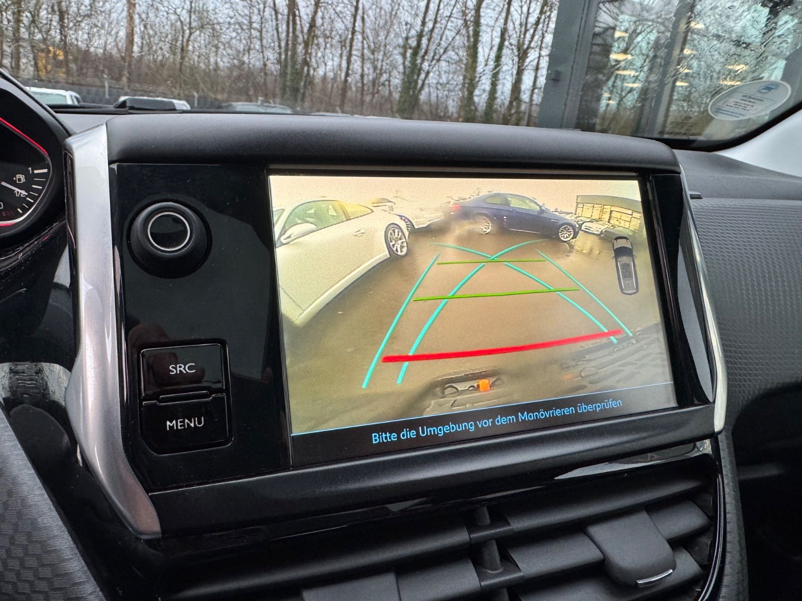 Fahrzeugabbildung Peugeot 2008 BLUE HDI 100 *GT-LINE*PANORAMA*SPORTSITZE*