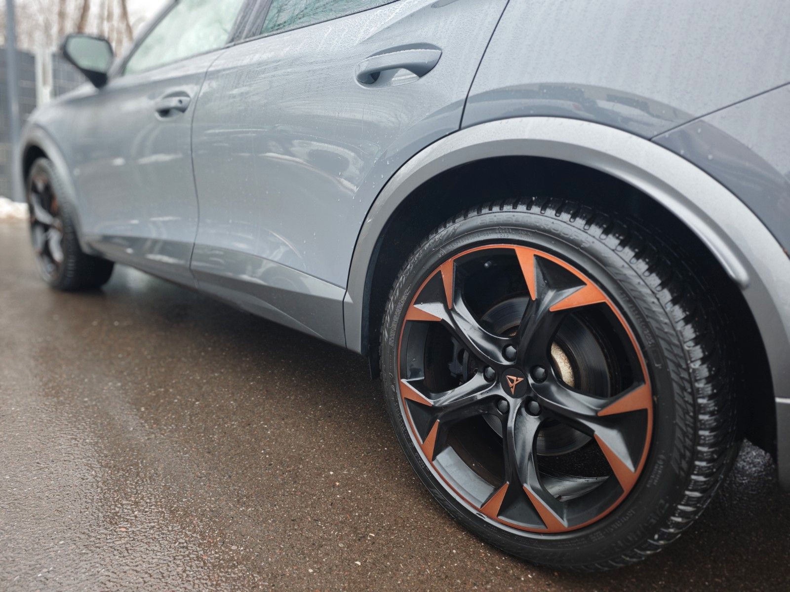 Fahrzeugabbildung CUPRA FORMENTOR VZ PLUG IN HYBRID*SONDERLACK*LED*1.HD*