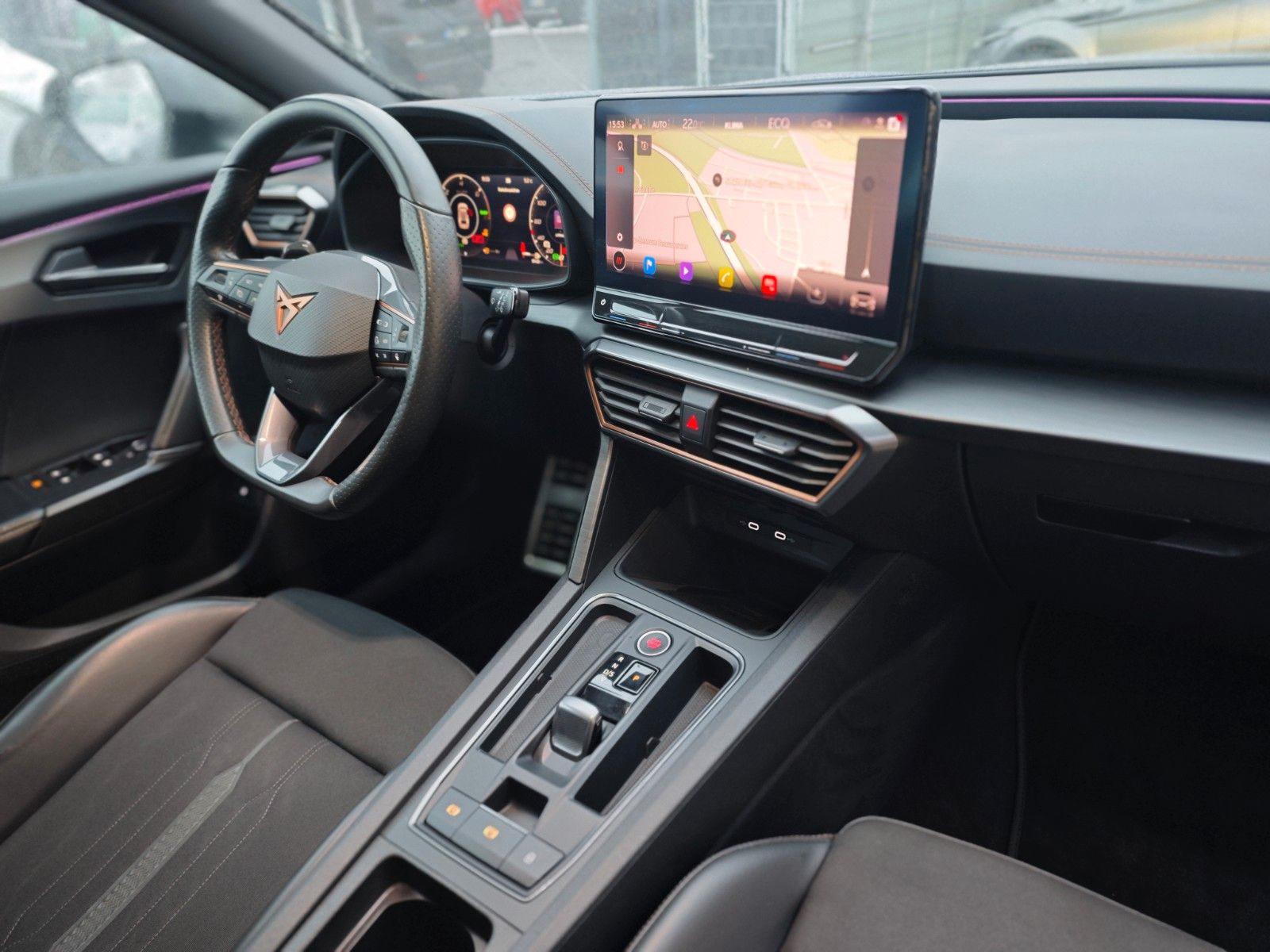 Fahrzeugabbildung CUPRA FORMENTOR VZ PLUG IN HYBRID*SONDERLACK*LED*1.HD*