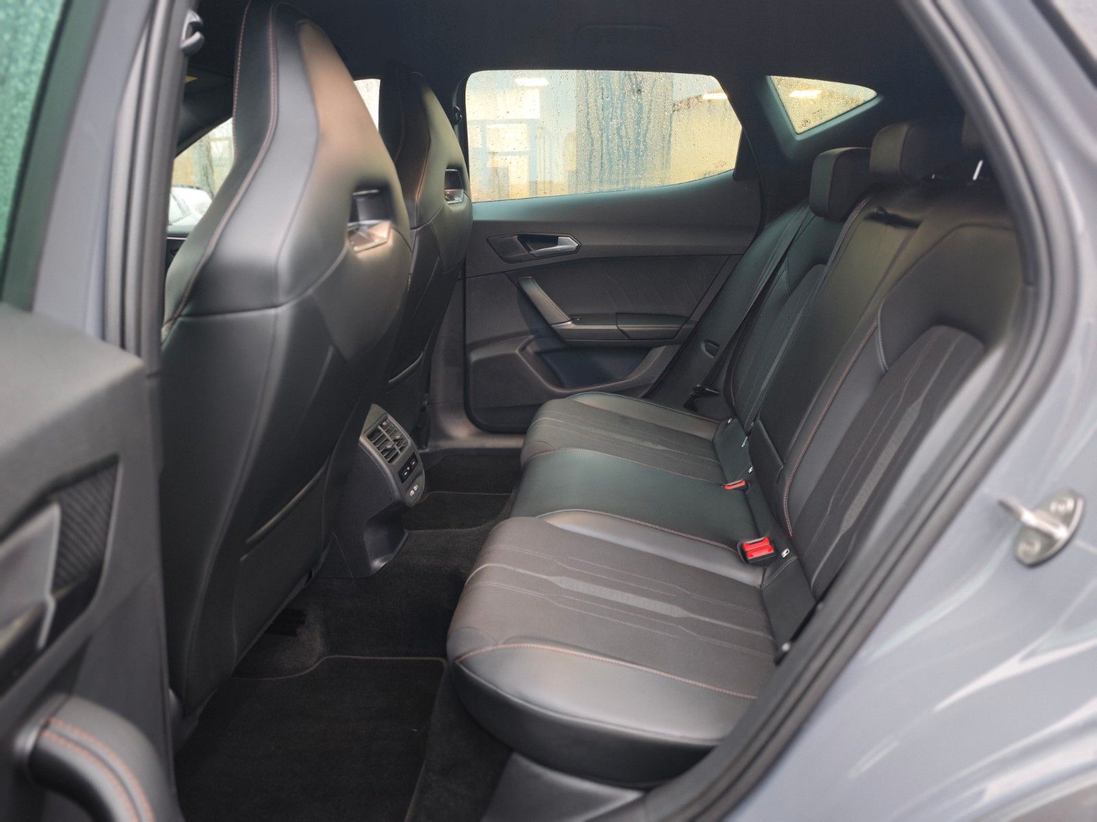 Fahrzeugabbildung CUPRA FORMENTOR VZ PLUG IN HYBRID*SONDERLACK*LED*1.HD*