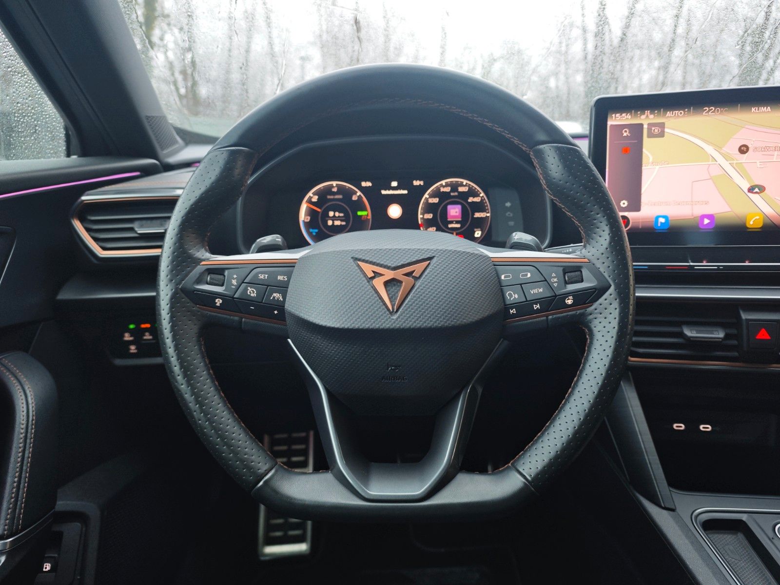 Fahrzeugabbildung CUPRA FORMENTOR VZ PLUG IN HYBRID*SONDERLACK*LED*1.HD*