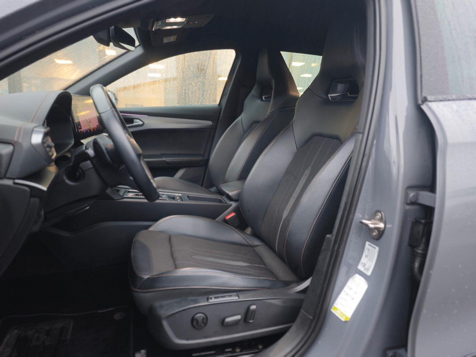 Fahrzeugabbildung CUPRA FORMENTOR VZ PLUG IN HYBRID*SONDERLACK*LED*1.HD*