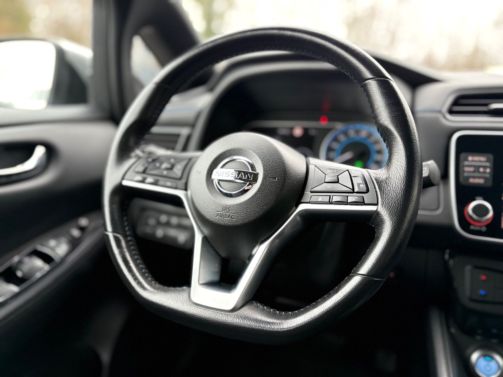 Fahrzeugabbildung Nissan LEAF *360° KAMERA*NAVIGATION*