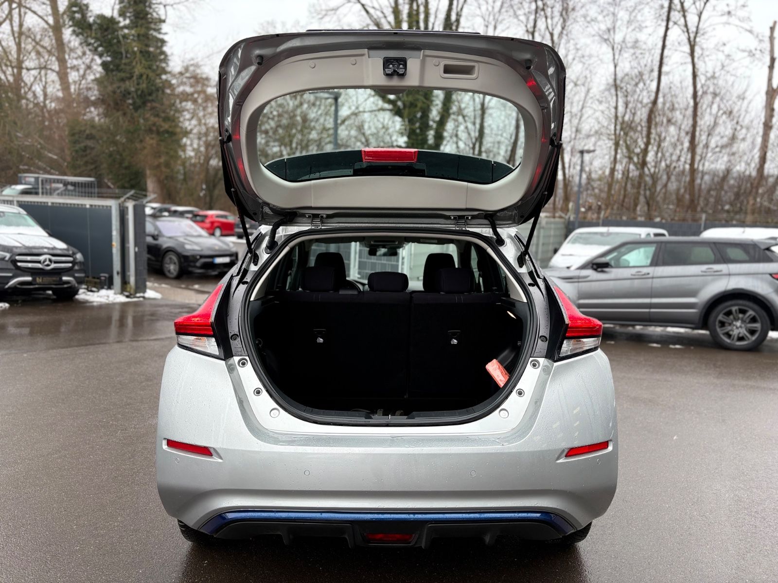 Fahrzeugabbildung Nissan LEAF *360° KAMERA*NAVIGATION*